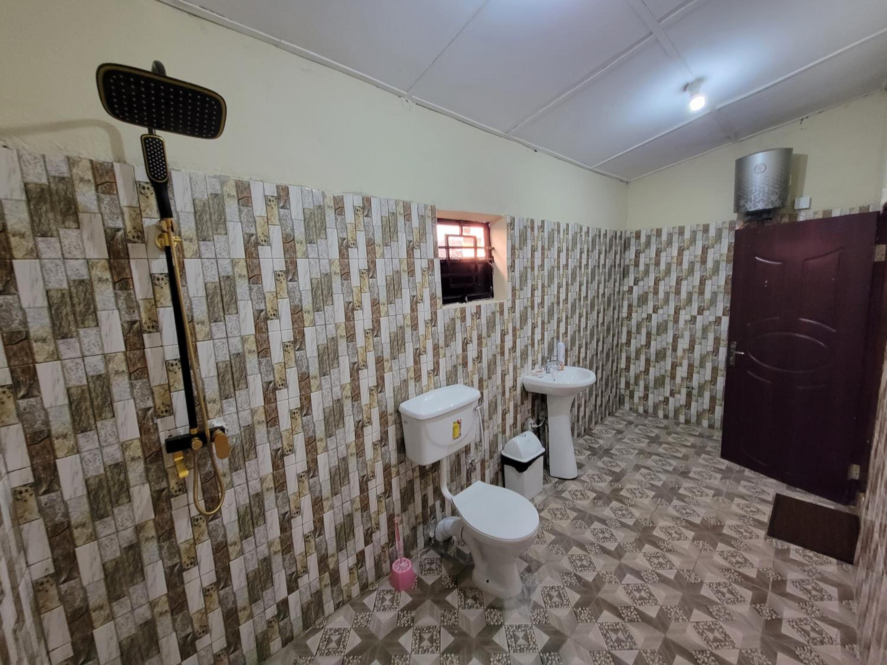 Nicely Furnished Comfortable Holiday Apartment Home at Yarambamba Estate view 4