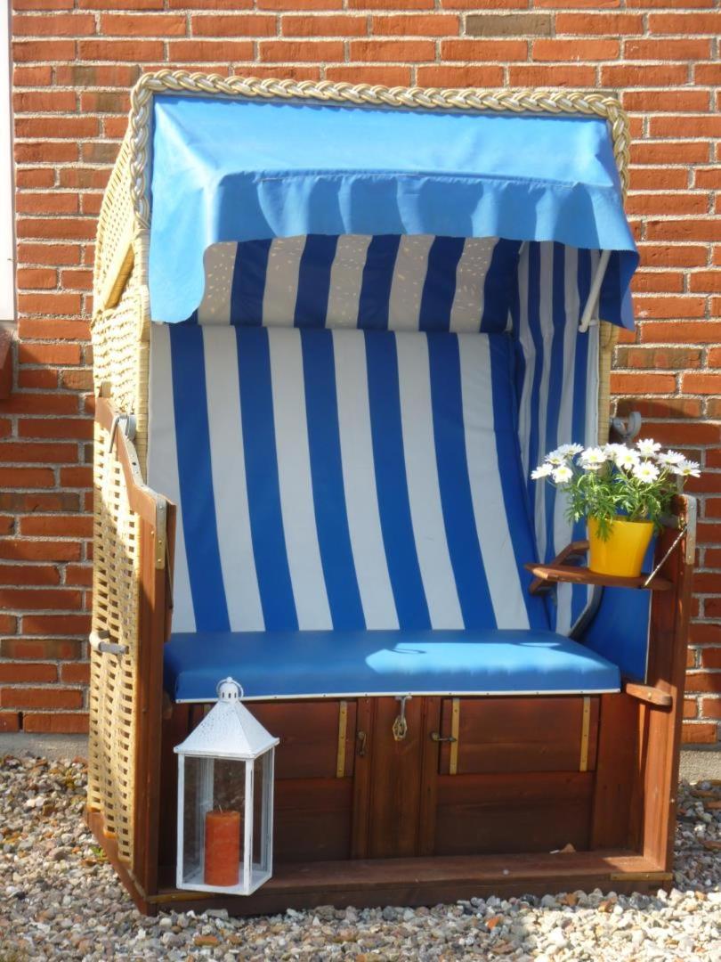 Große Terrasse und eingezäunter Garten – Lotsenhus