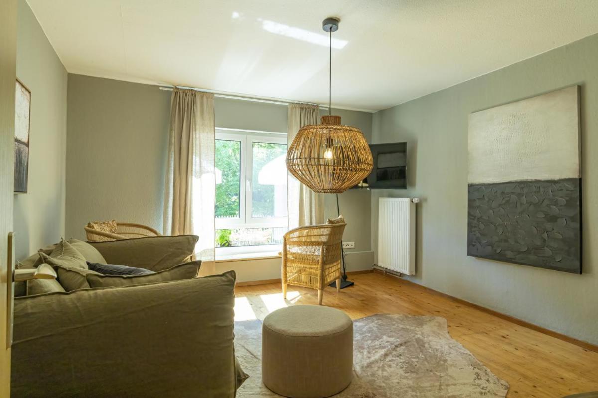 Ferienhaus Pure Jagst, Traum-Lage am Fluss mit Kaminzimmer und Infrarot-Wärmekabine