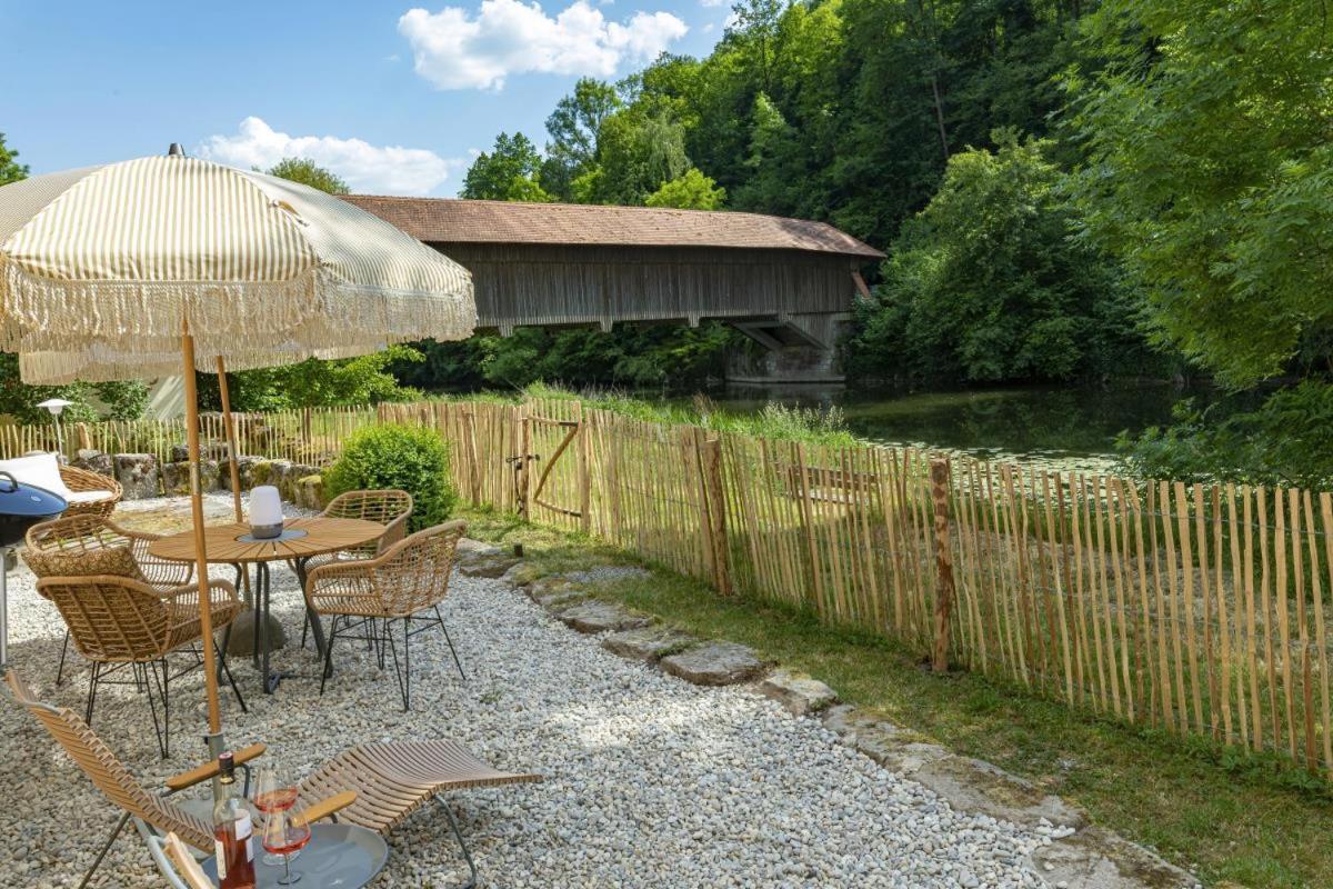 Ferienhaus Pure Jagst, Traum-Lage am Fluss mit Kaminzimmer und Infrarot-Wärmekabine
