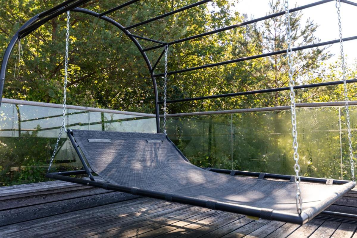 Ferienhaus hoch über dem Taubertal mit fantastischem Weitblick, Dachterrasse, 2000m2 großem Grundstück und Kamin