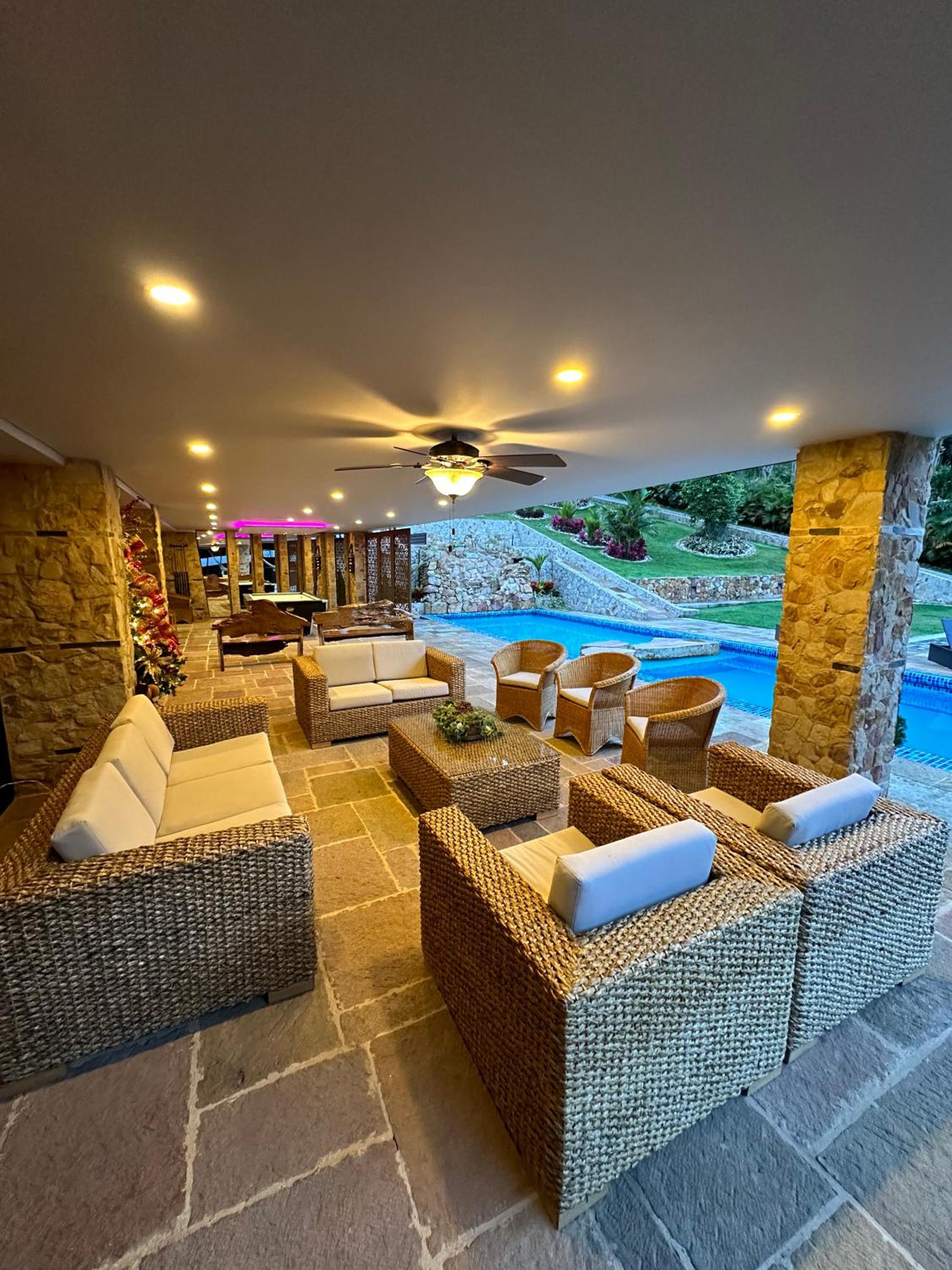 lounge