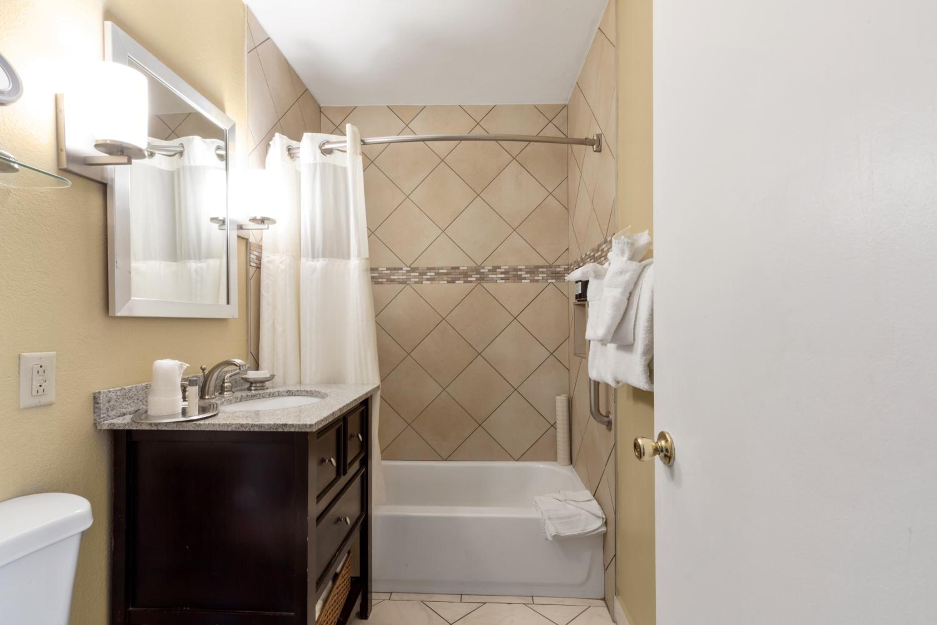 Marin Suites Hotel, 写真 40
