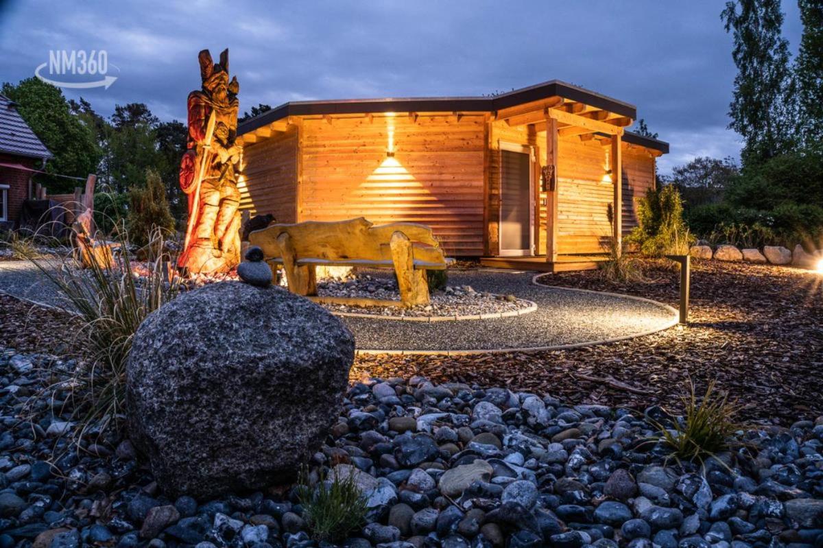 Ferienwohnanlage ODINs Blick - Wohnung 17 - direkt am Privatstrand, mit Sauna, Garten