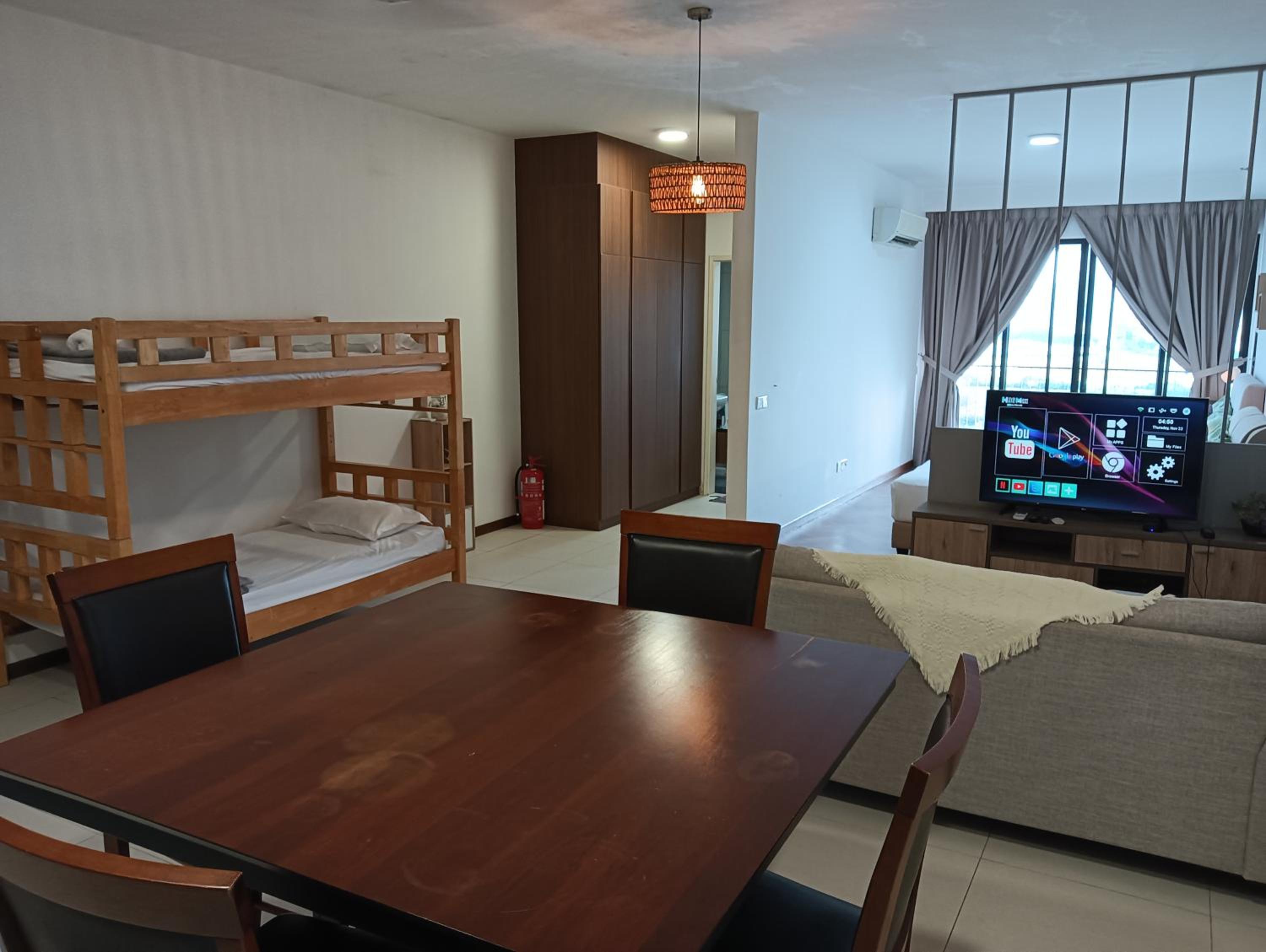 cozy seaview 6 studio apartment photo 5