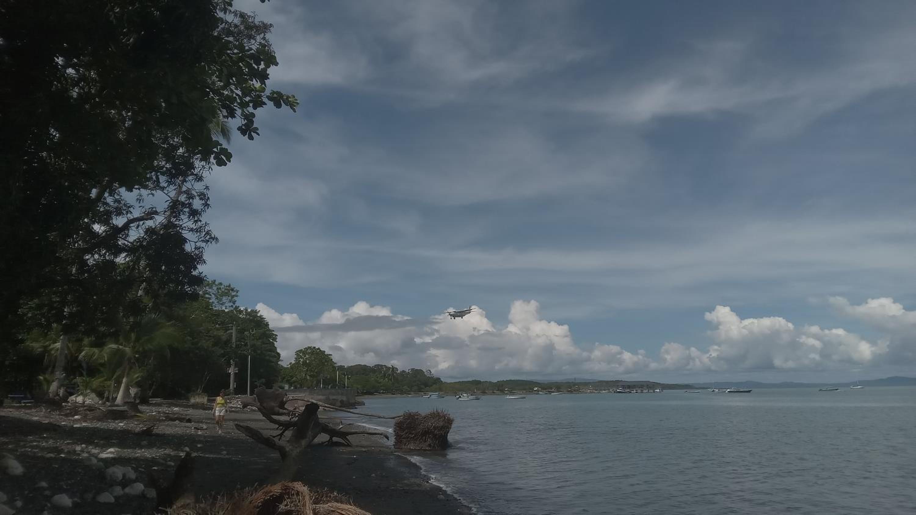 OSA SURF House
