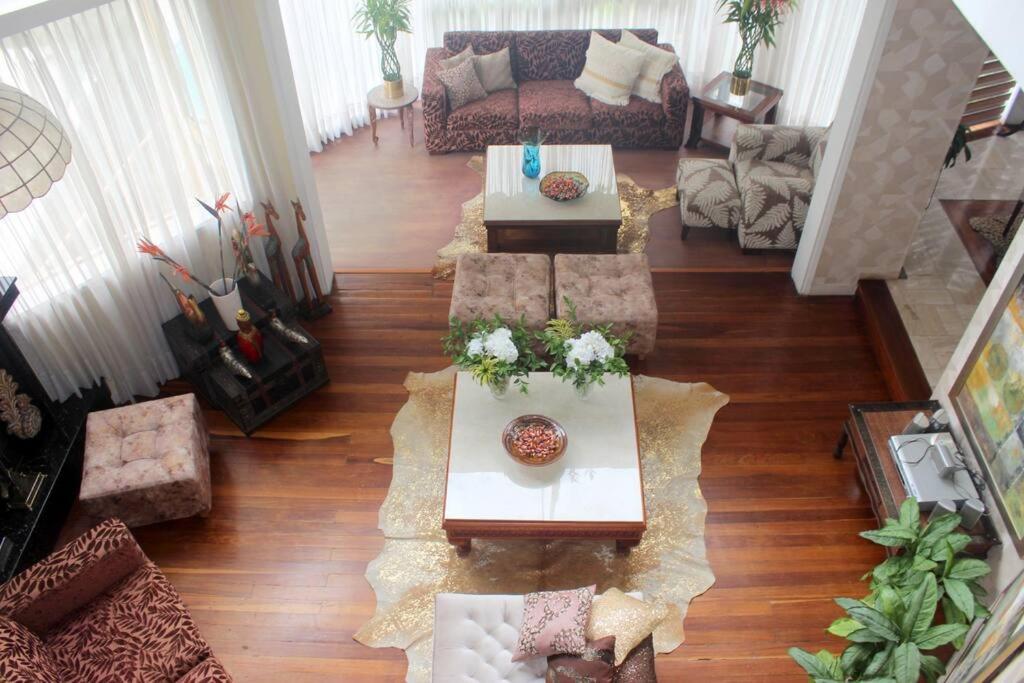 Casa de lujo con piscina y BBQ