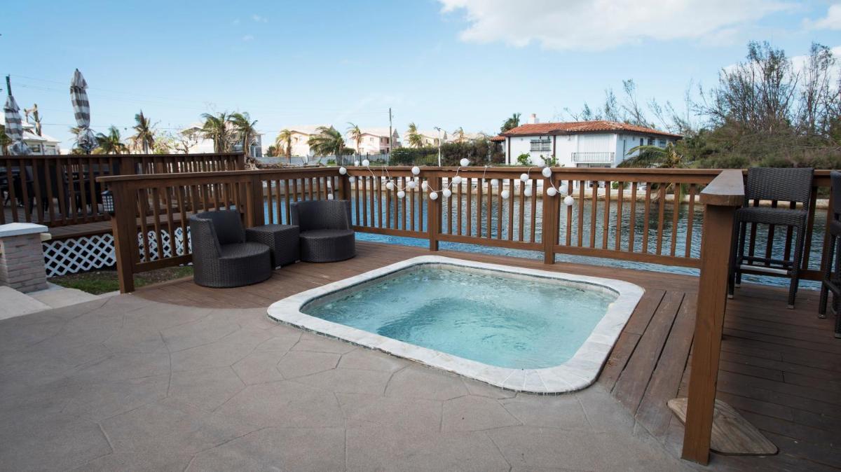 Seabreeze Vacation Villas