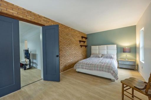 Cottage Farm house with swimming pool