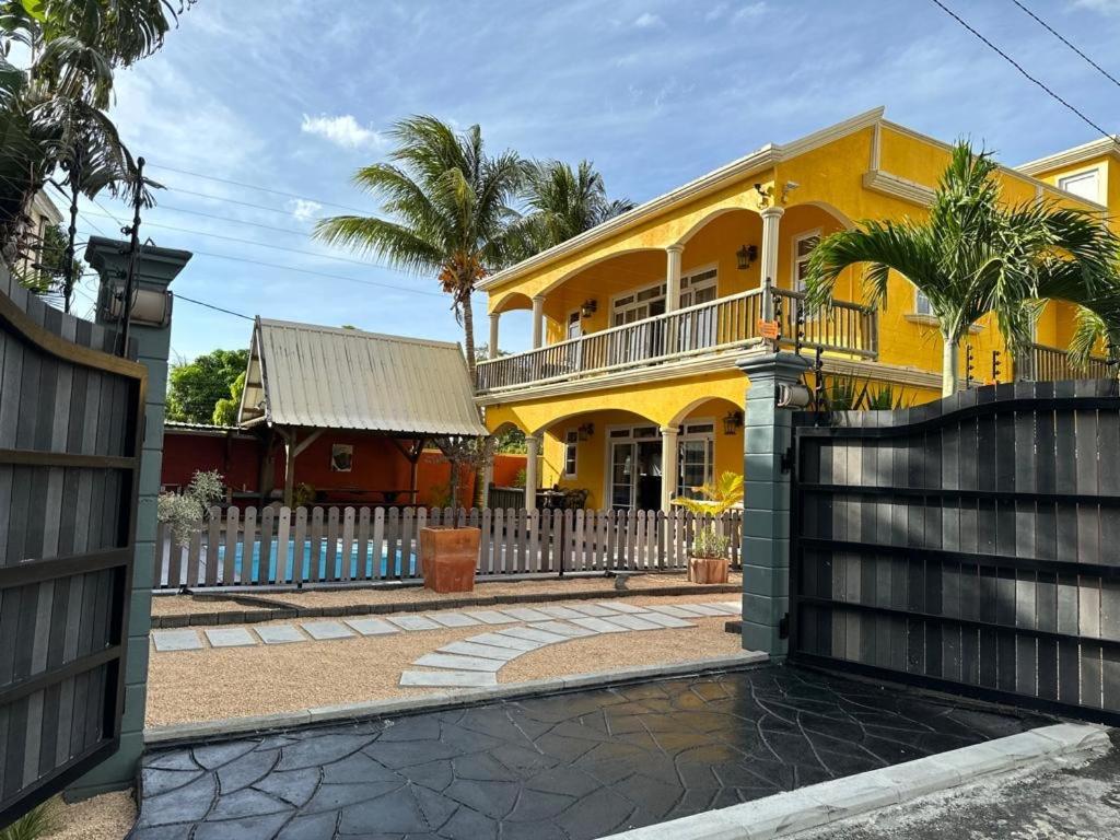 Lukshvilla private villa Le morne wind n kite surfers accomodation & car rental mauritius view 2