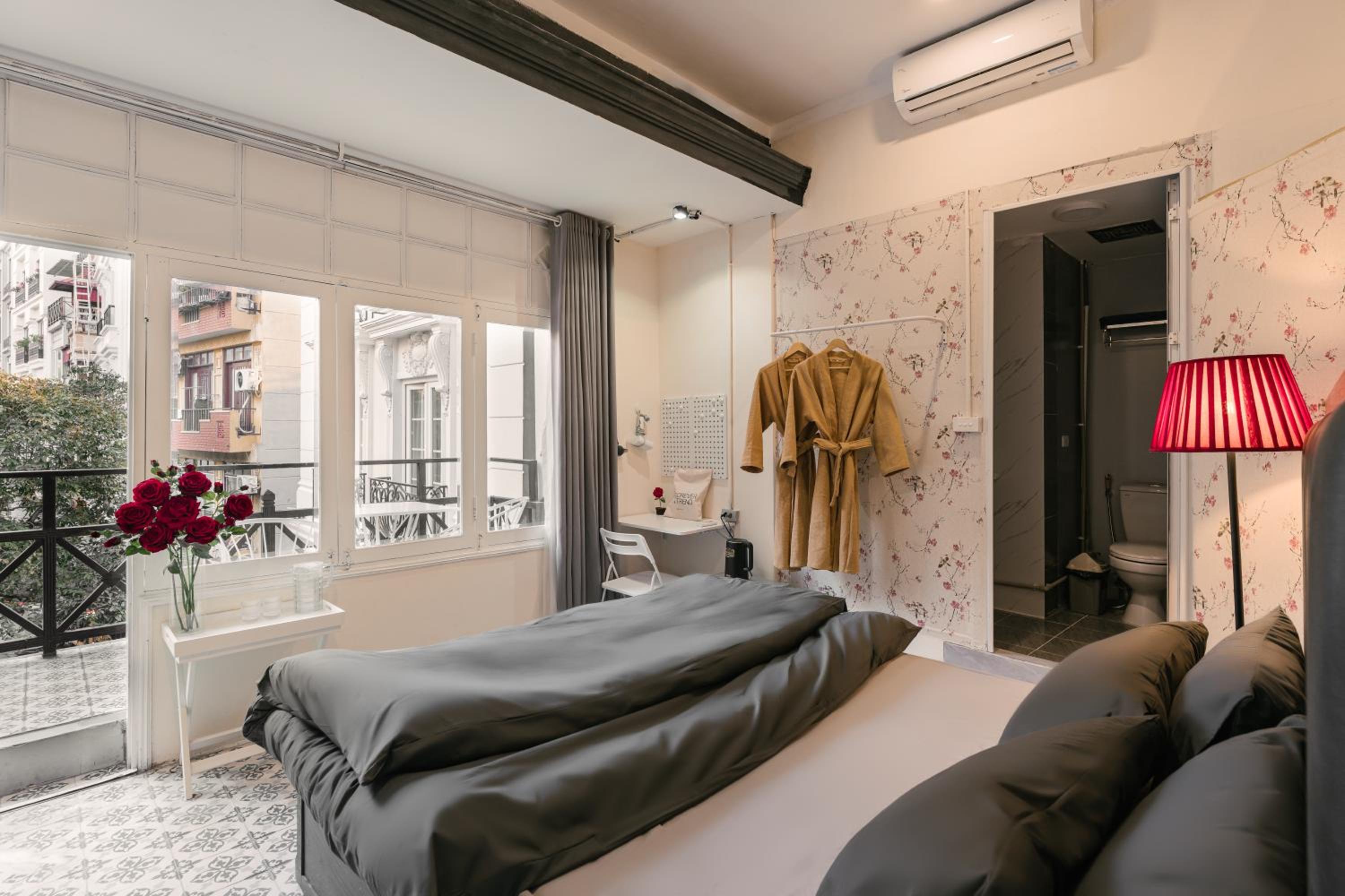 Delapong Homestay - 50m to Hoan Kiem lake