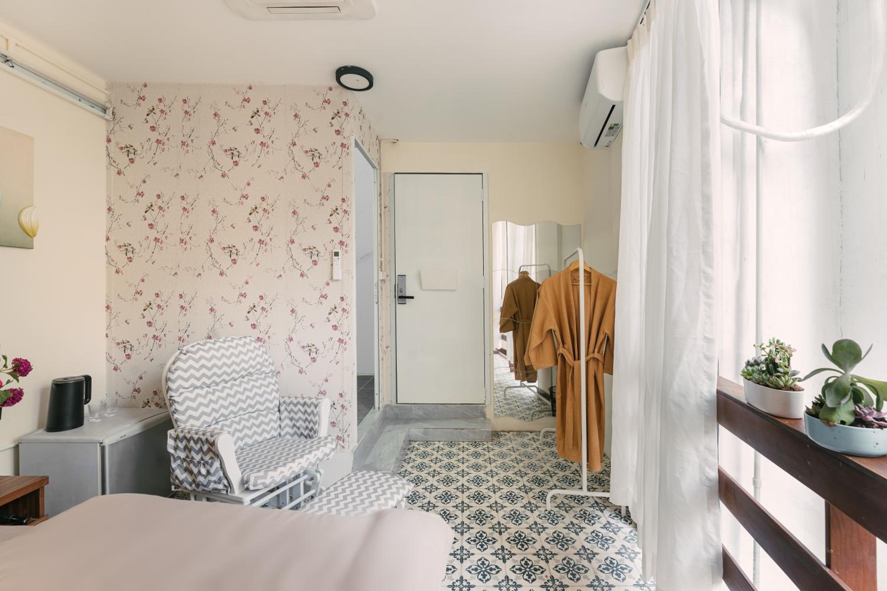 Delapong Homestay - 50m to Hoan Kiem lake