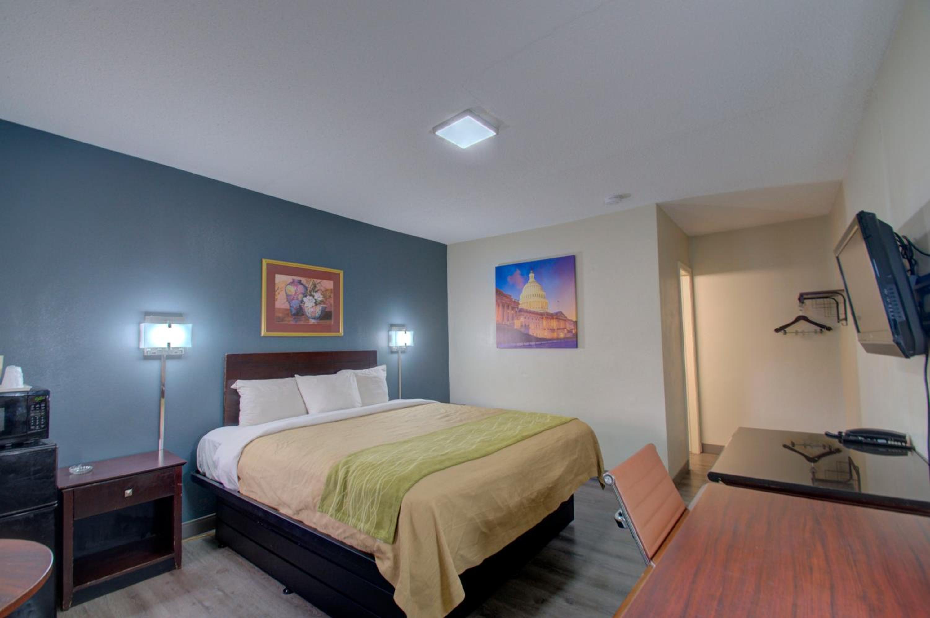 Budget Inn Falls Church - Property Image 15