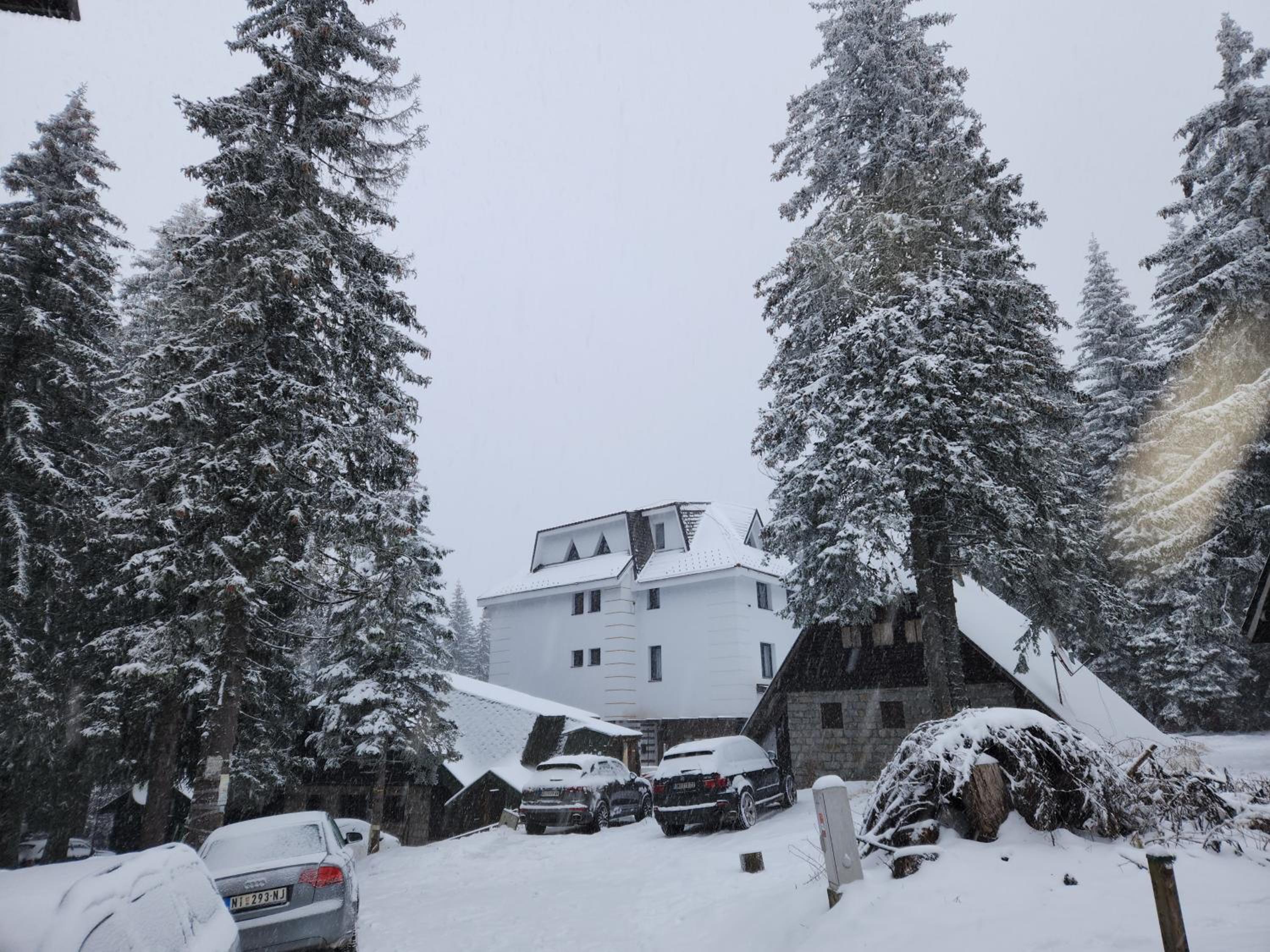 MASSIV Kopaonik centar lux apartmani
