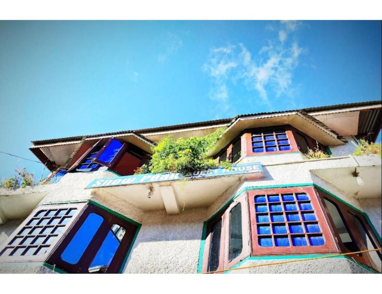 Snow Peak Guest House, Pahalgam view 2