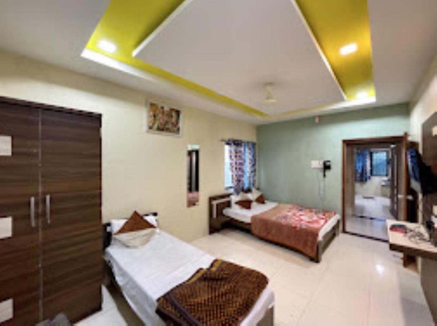 Hotel Suruchi Inn Sambhajinagar