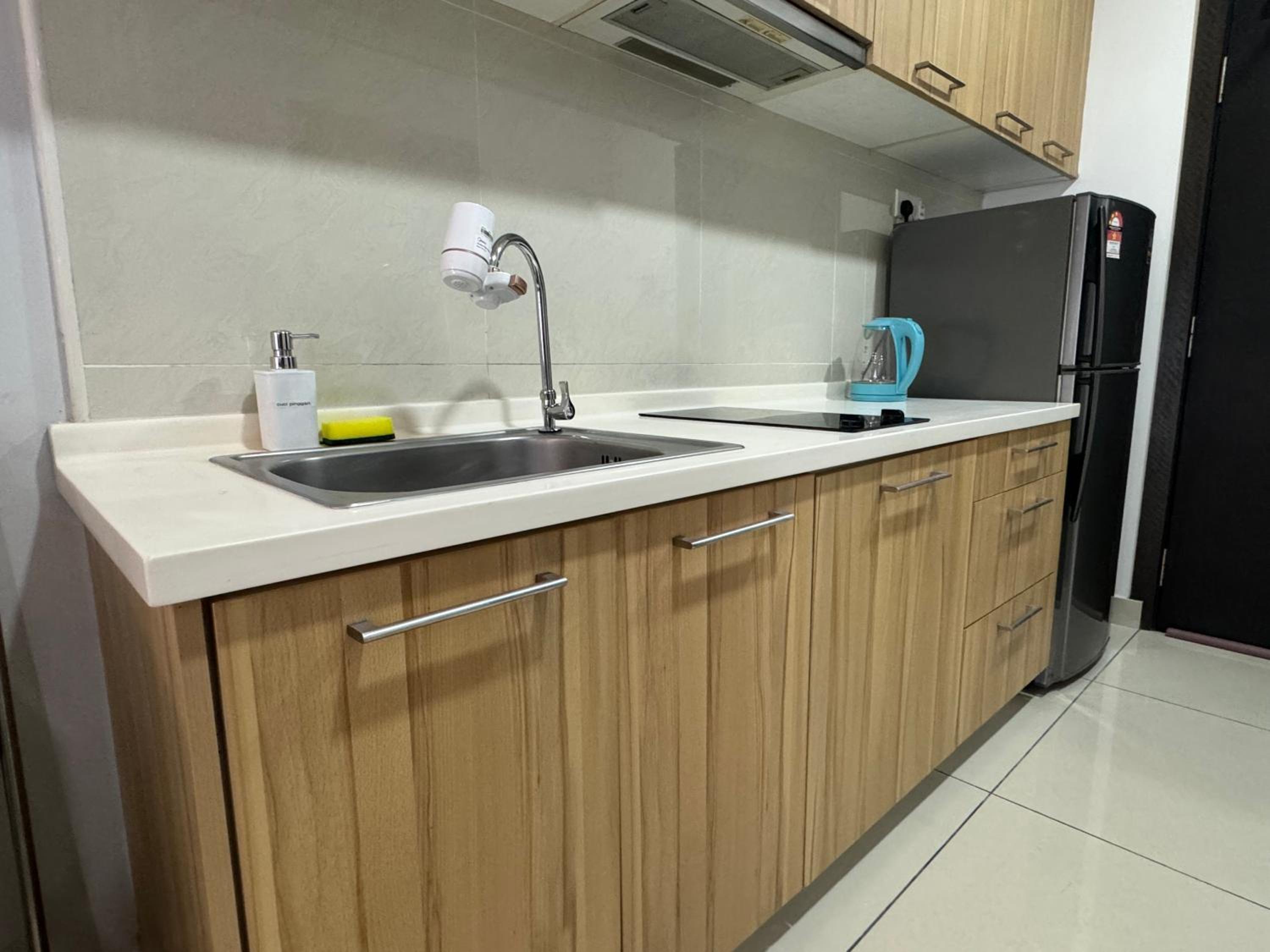 JB City Shopping Mall Apartment