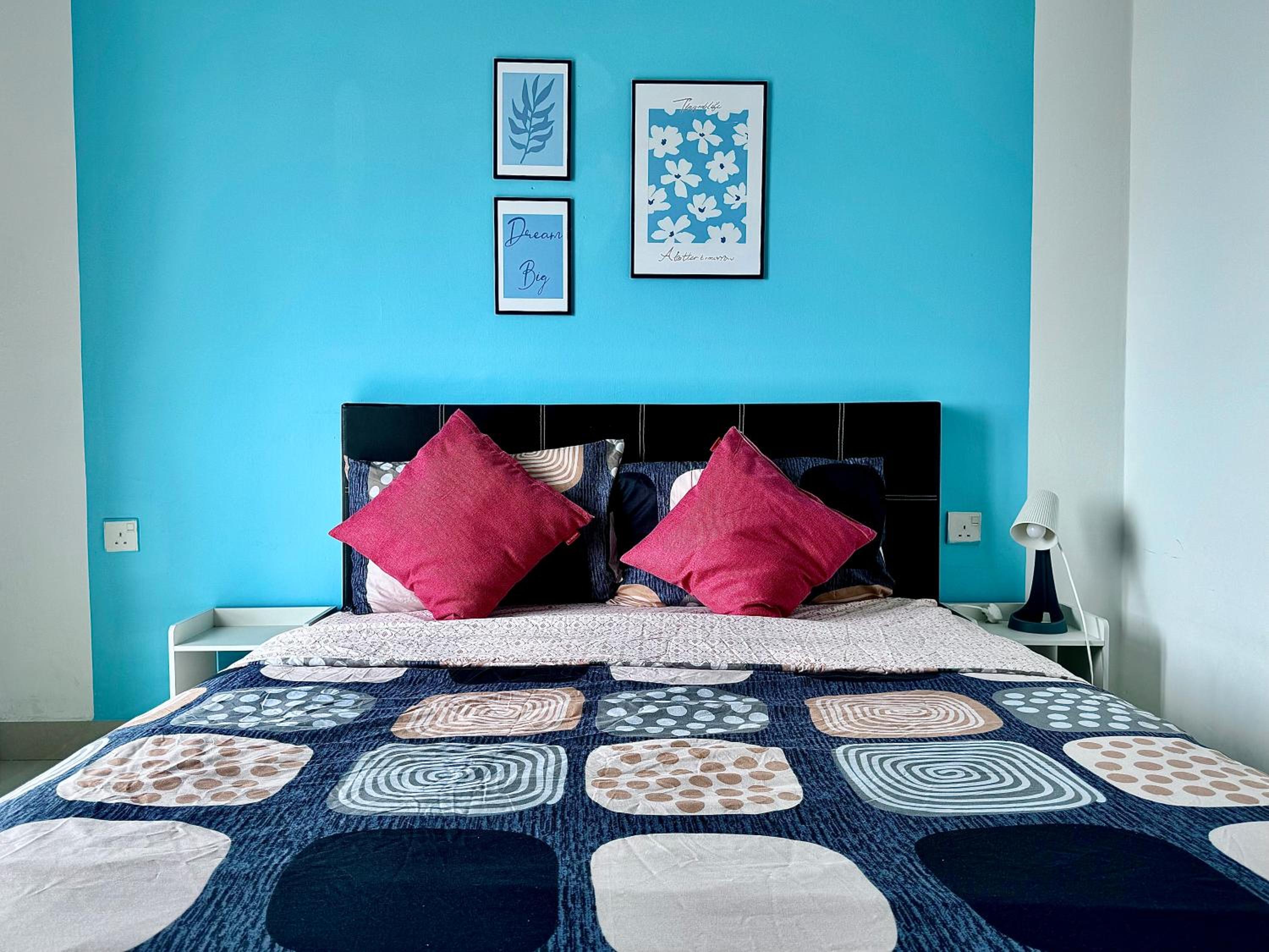 JB City Shopping Mall Apartment