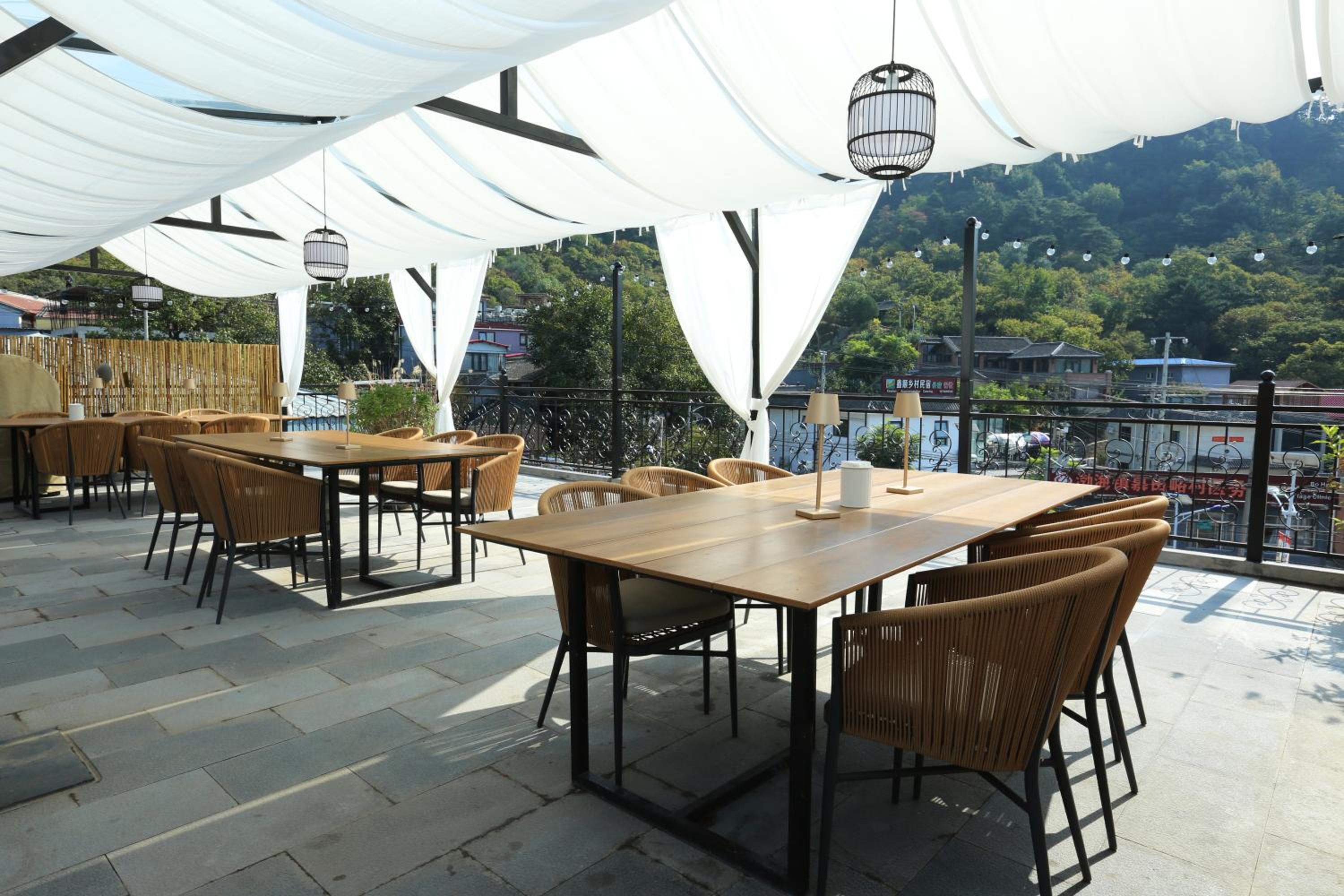 Beijing MutianyuGreat Wall Let'sgo Hotel&Bar