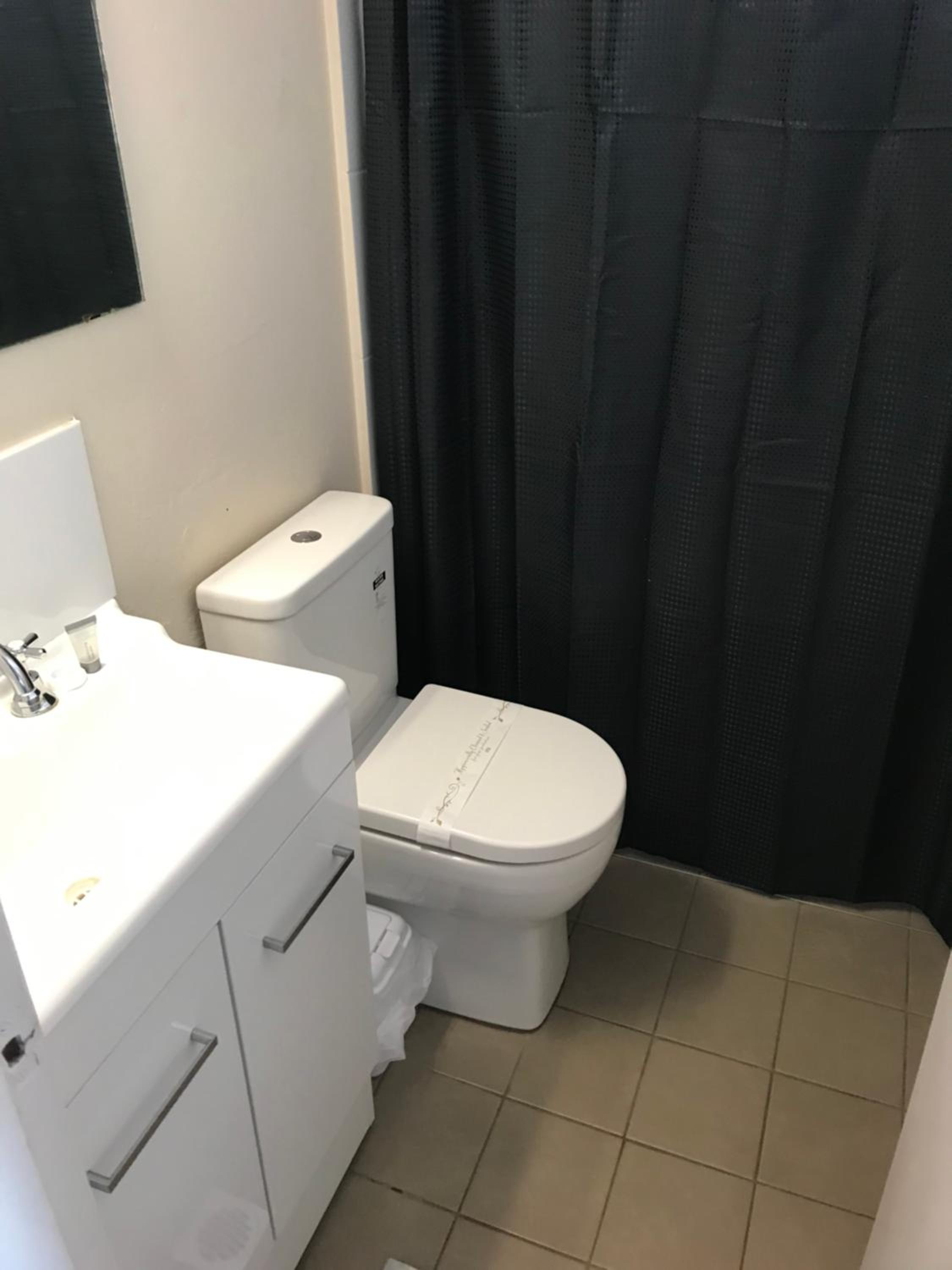 County Lodge Motor Inn