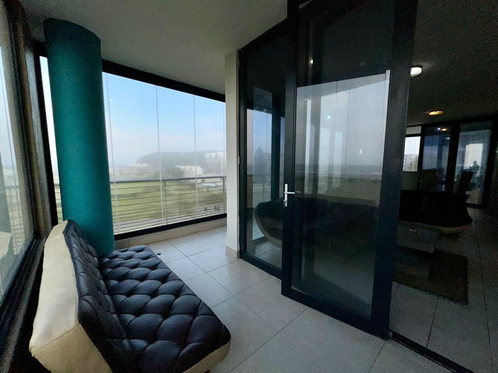 Hotel Point Water Front Quayside - Image 1