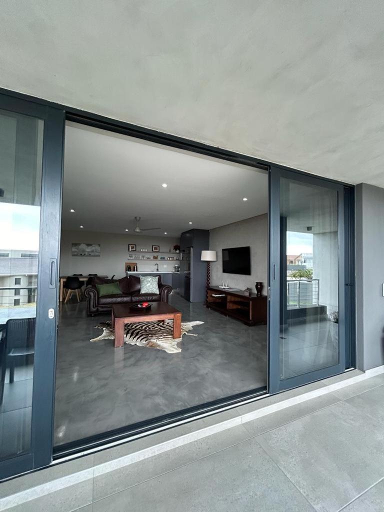 Spacious Beach Breakaway view 5