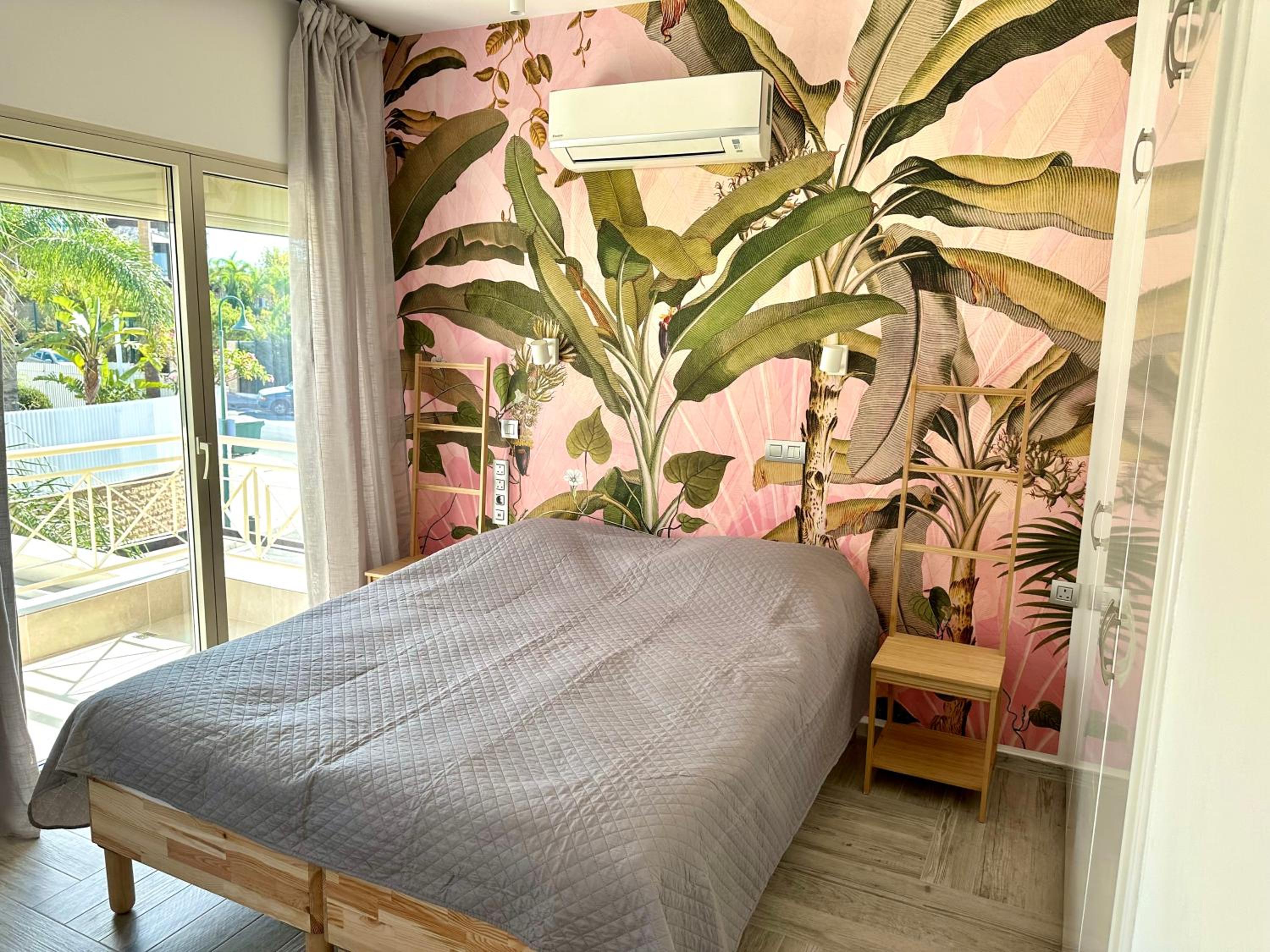 Leto beach house