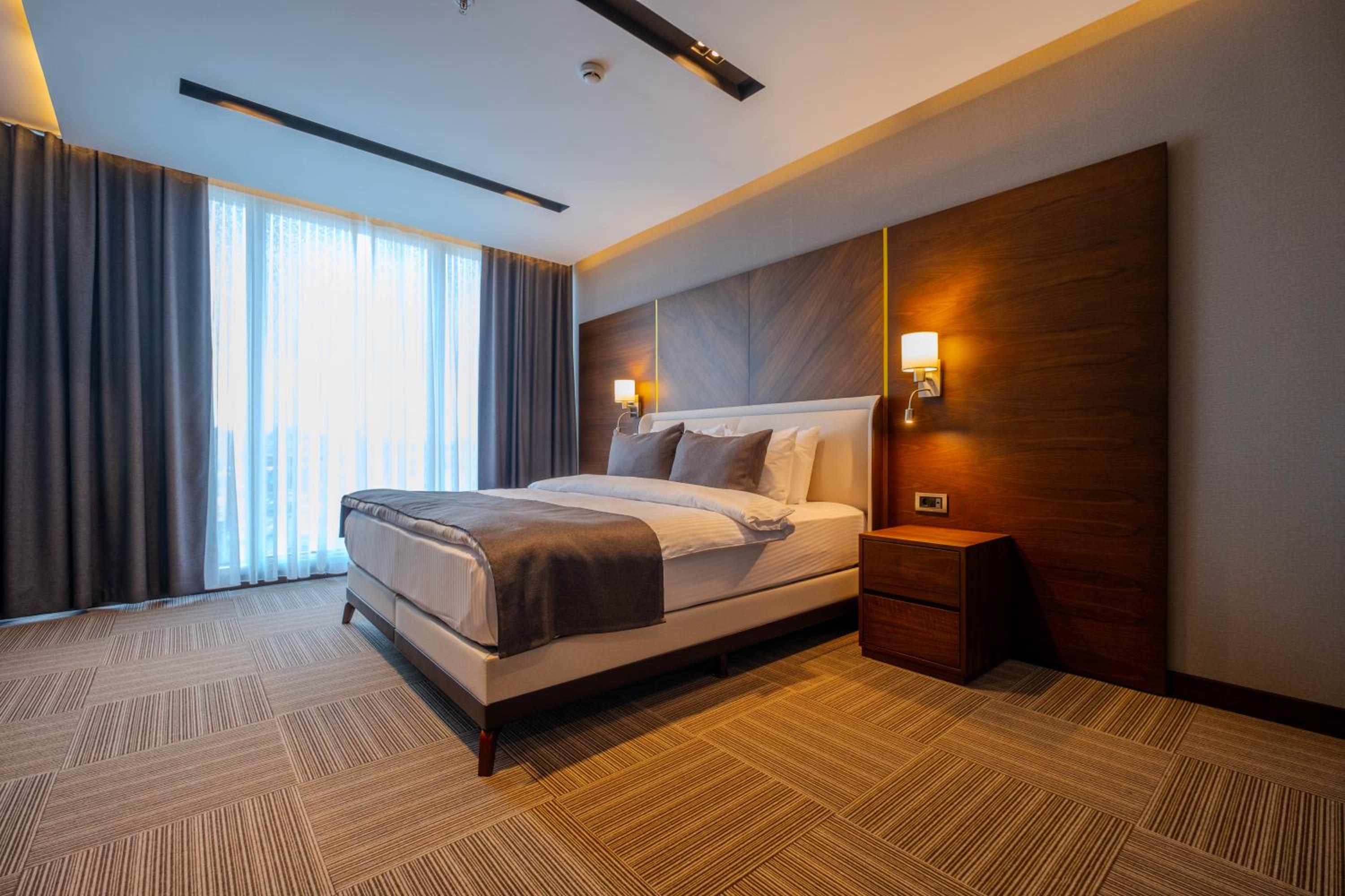 B'İSTANBUL OTEL - Image 17