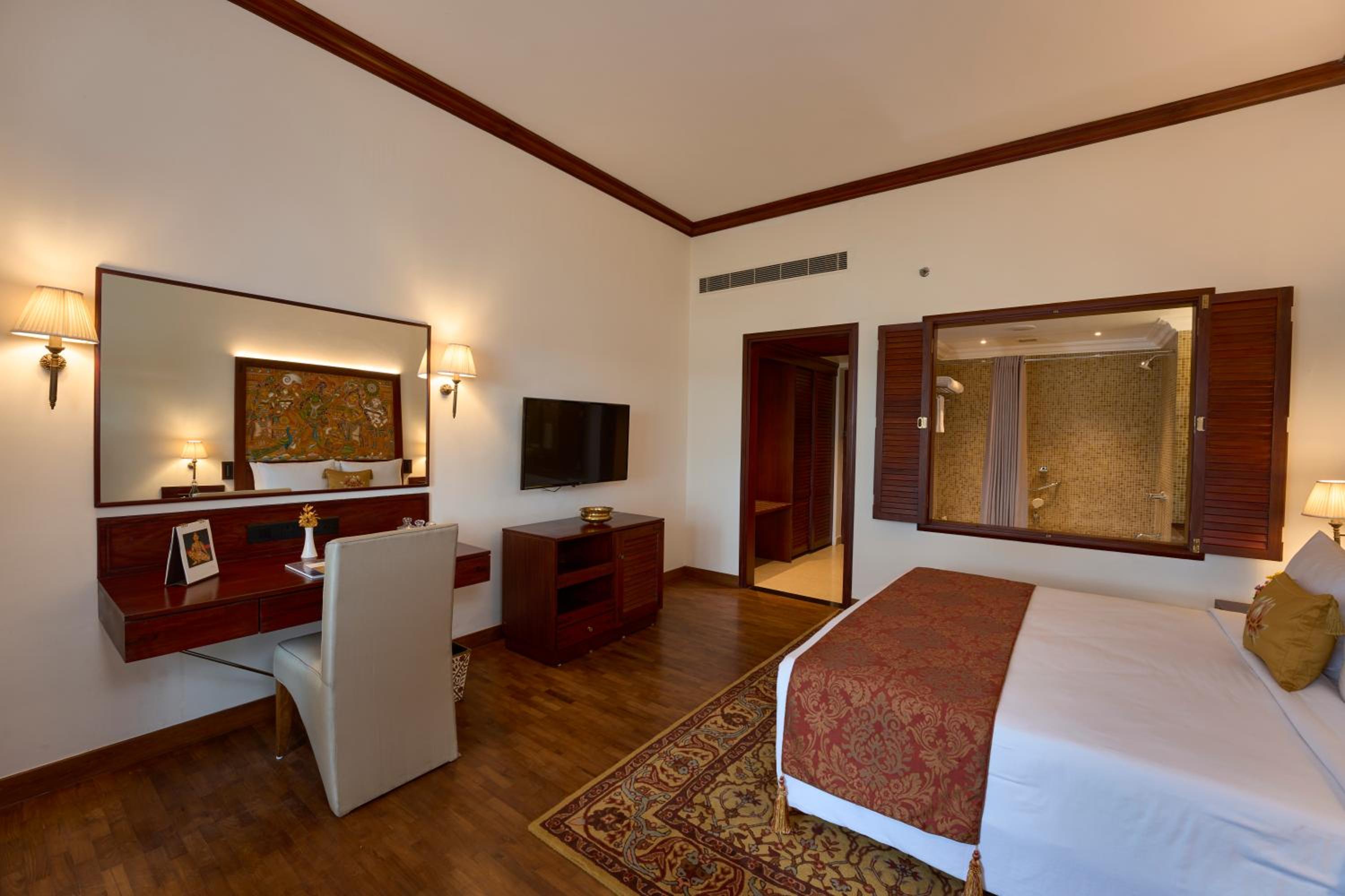 The Leela Ashtamudi, A Raviz Hotel, Kollam