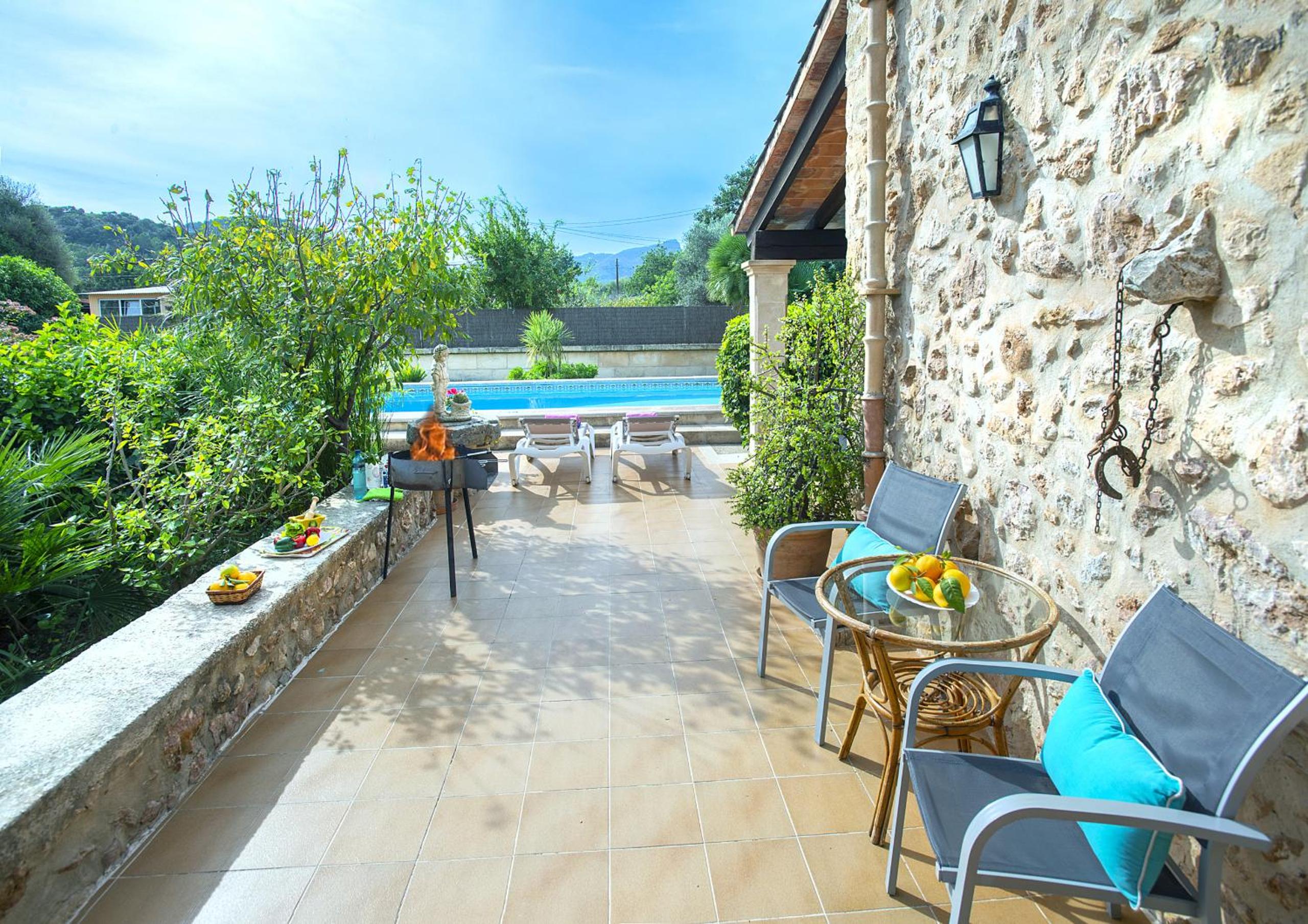 Owl Booking Villa Can Bandera - Rustic Stay view 4