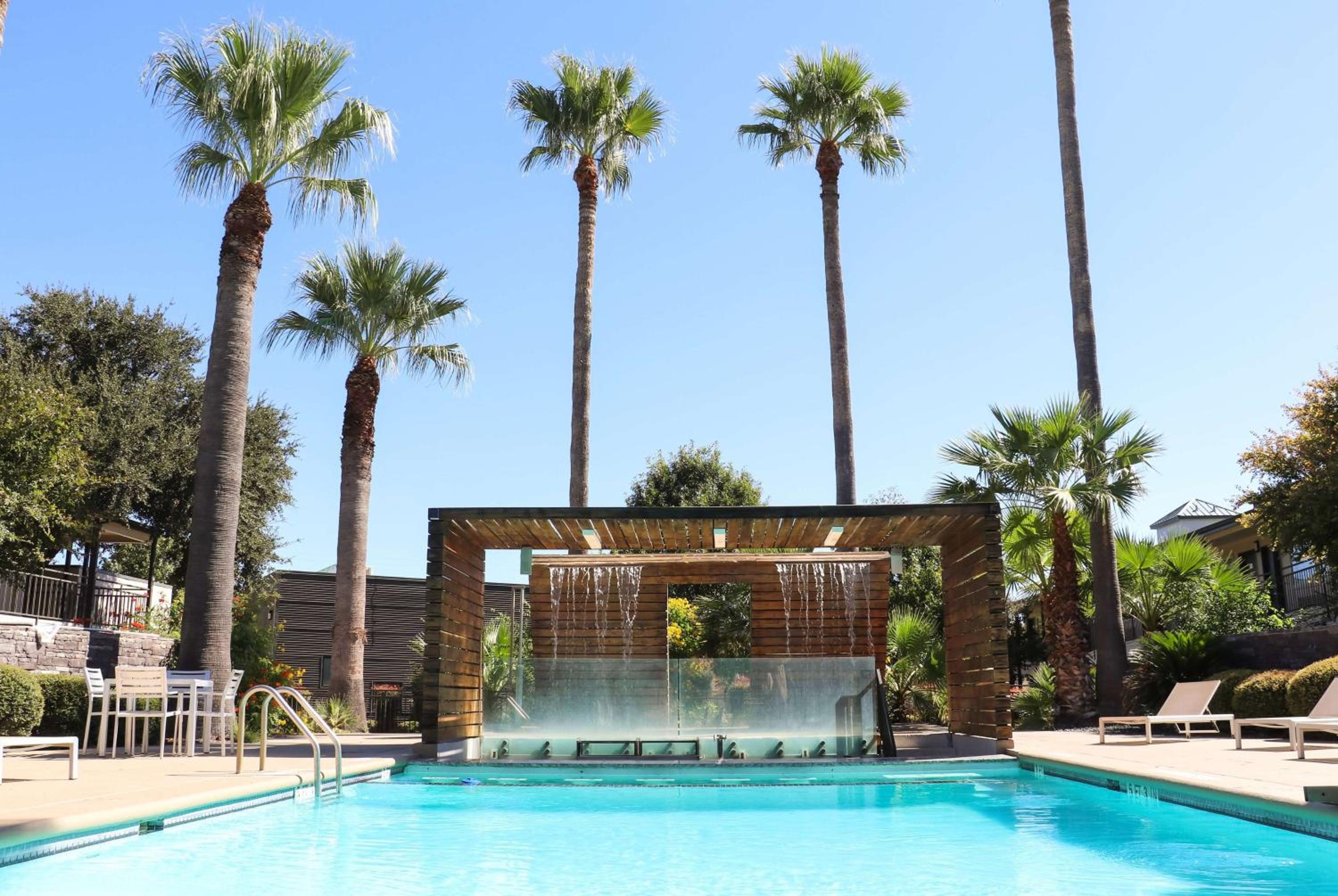 Del Rio Vacations - Ramada by Wyndham Del Rio - Property Image 4