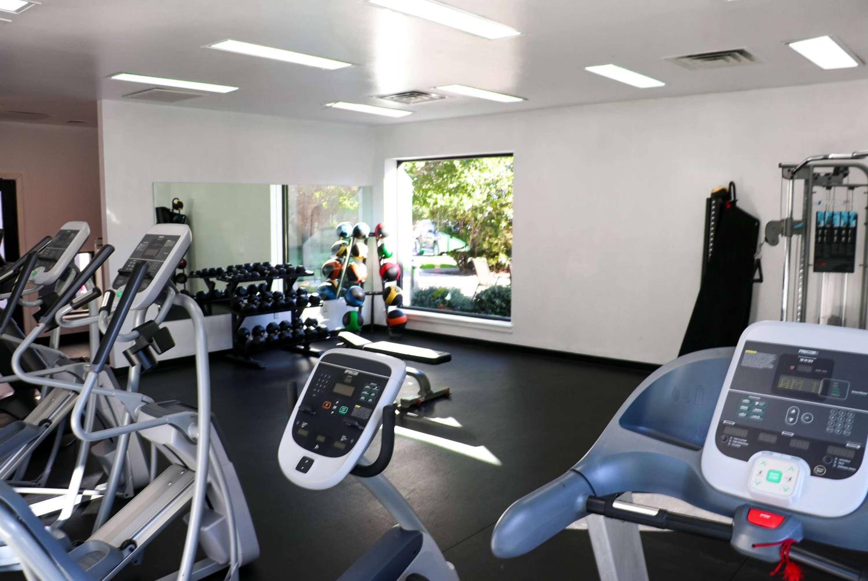 Del Rio Vacations - Ramada by Wyndham Del Rio - Property Image 9