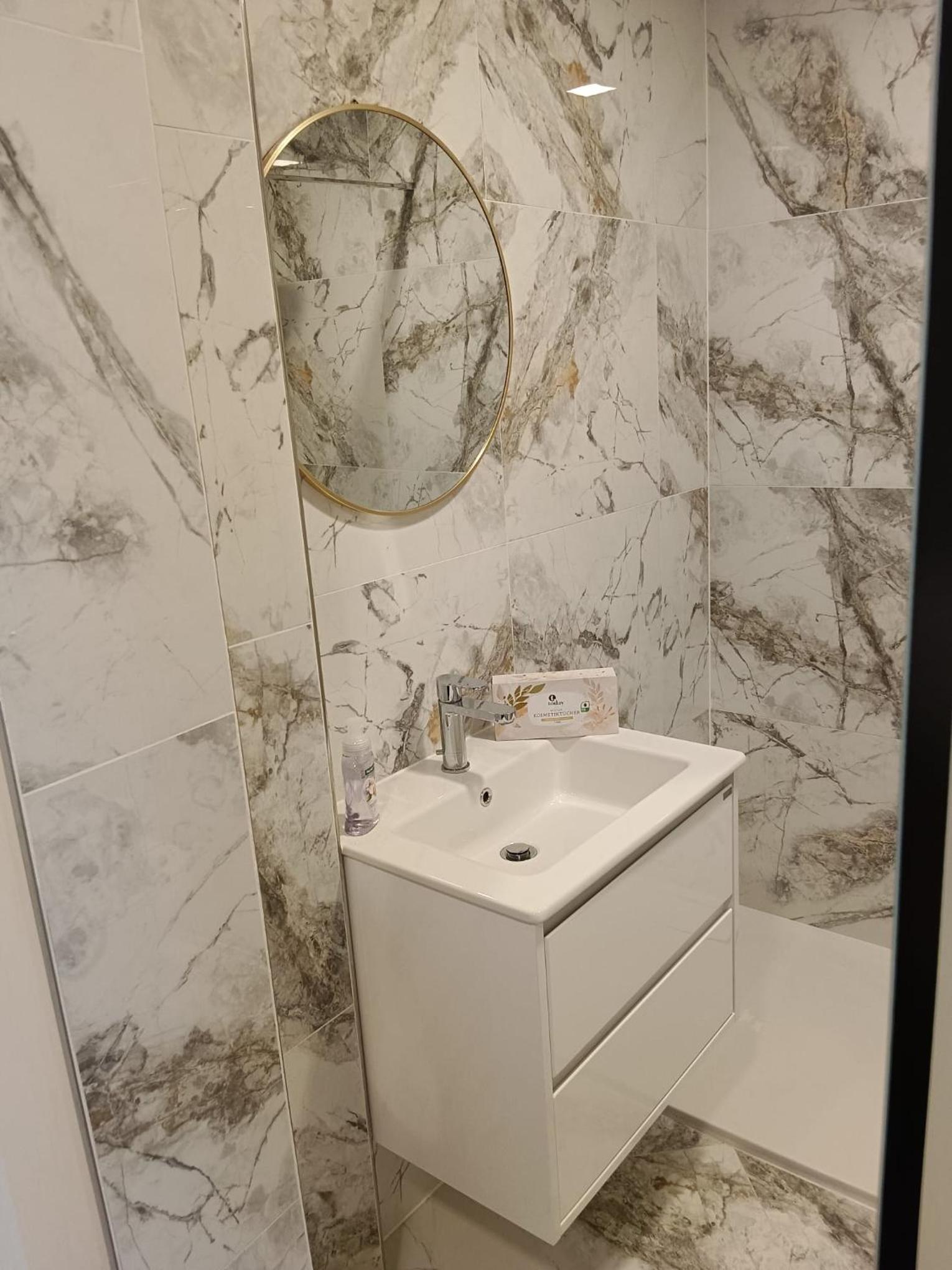 Linz Vacations - LiNZ CITY SUITE - Property Image 8