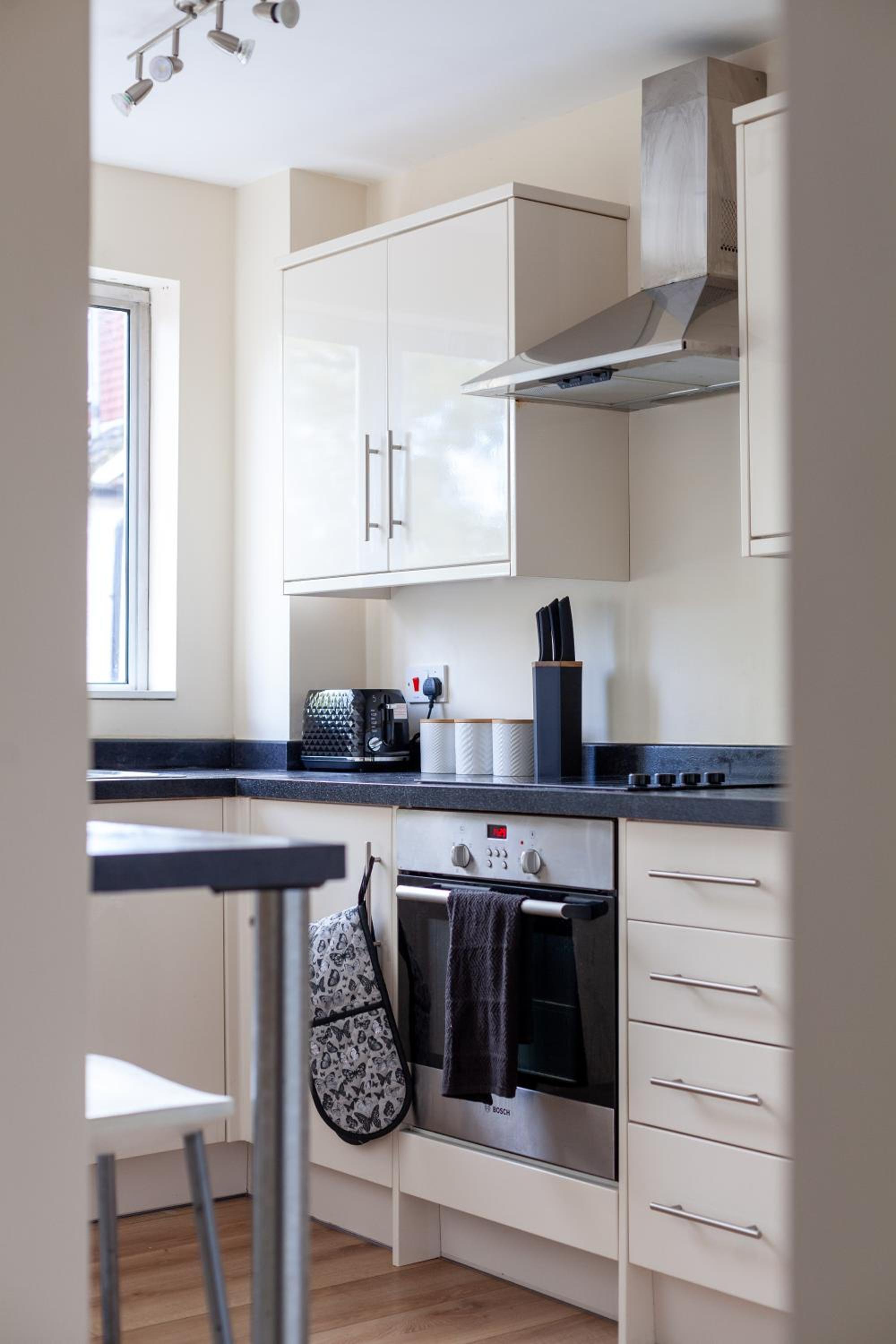 Lovely Studio Flat in Wimbledon w/ Free Parking