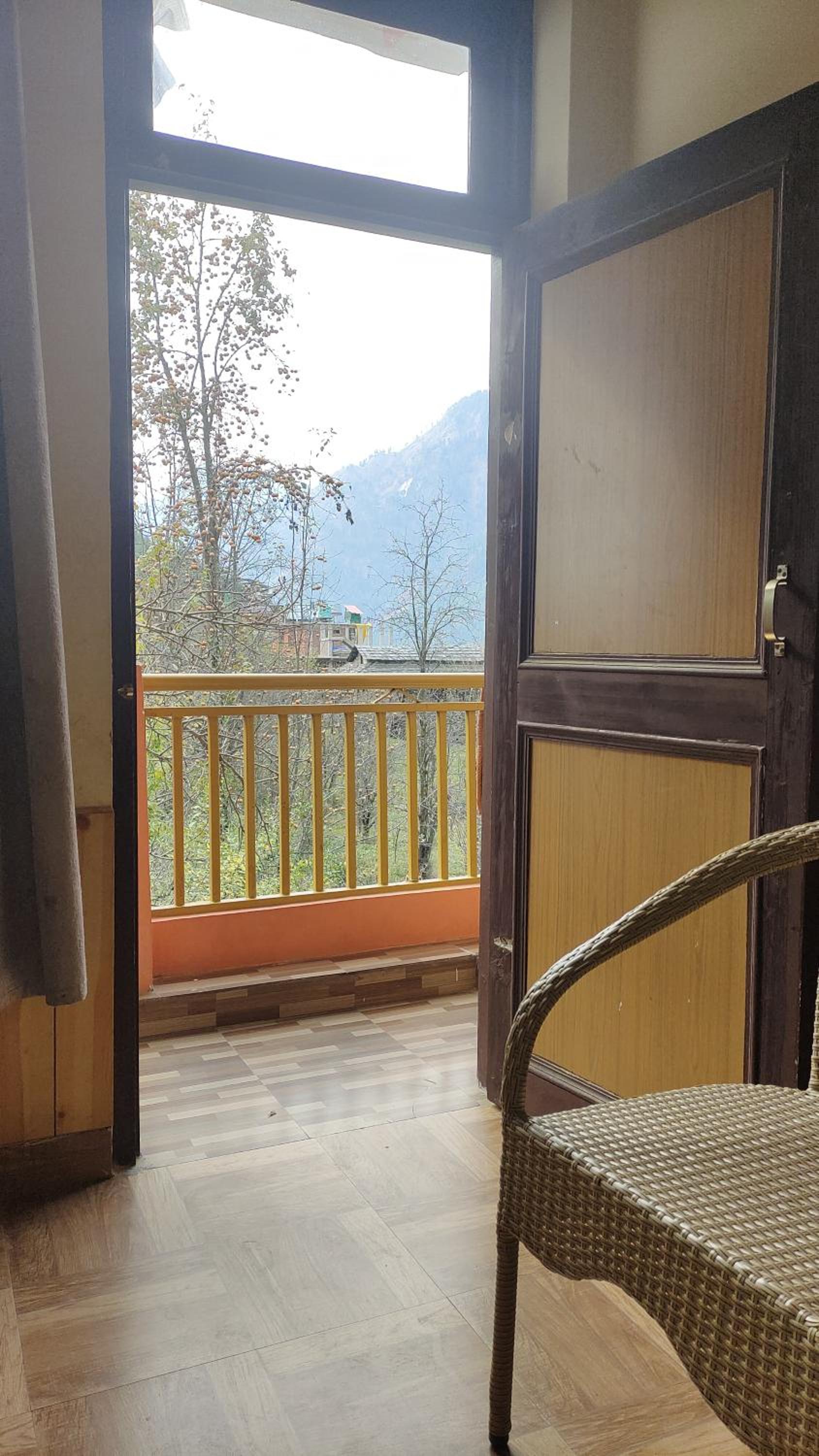 त्रिnity homestay