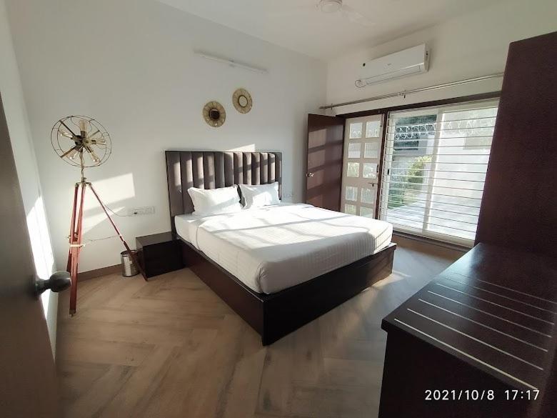 Shine 9 Villa view 2