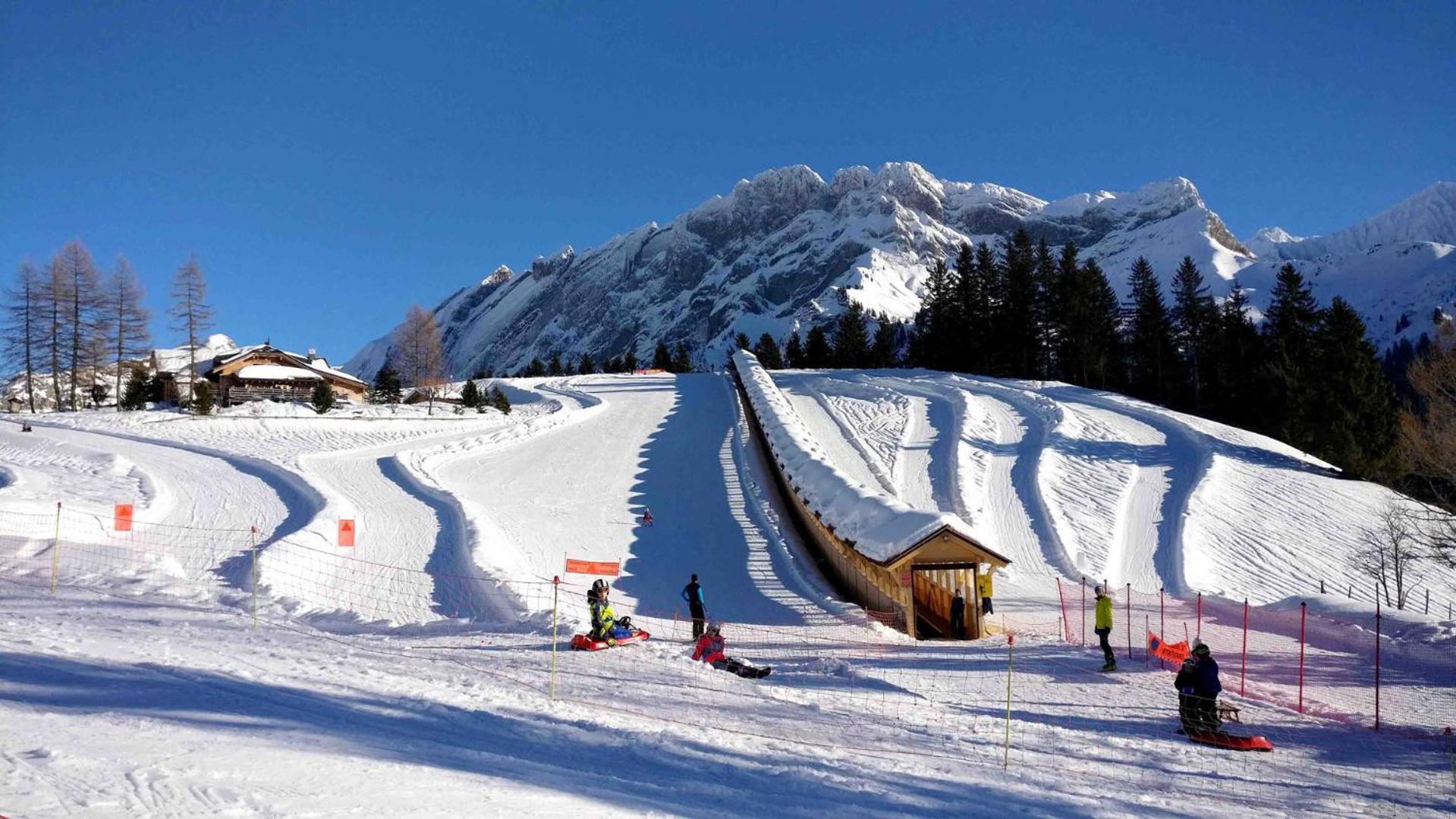 THE ALPINE STUDIO by the ski slopes & lake Frience