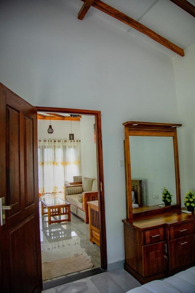 Healand Holiday Bungalow and Restaurant