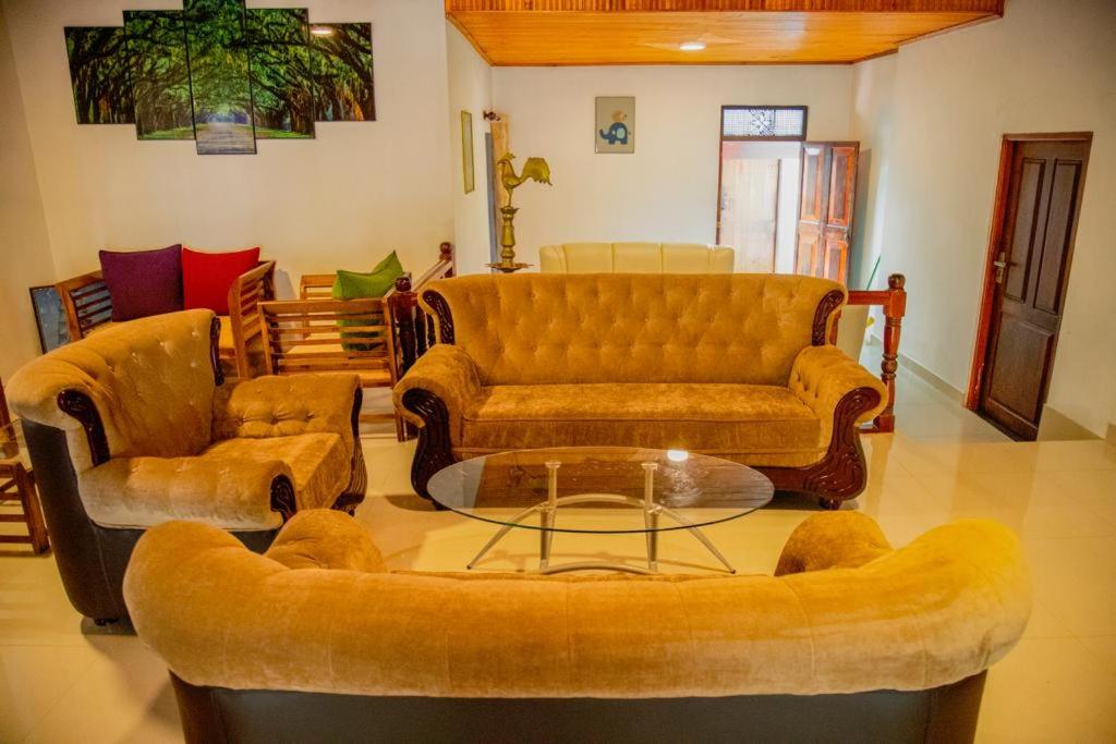 Healand Holiday Bungalow and Restaurant