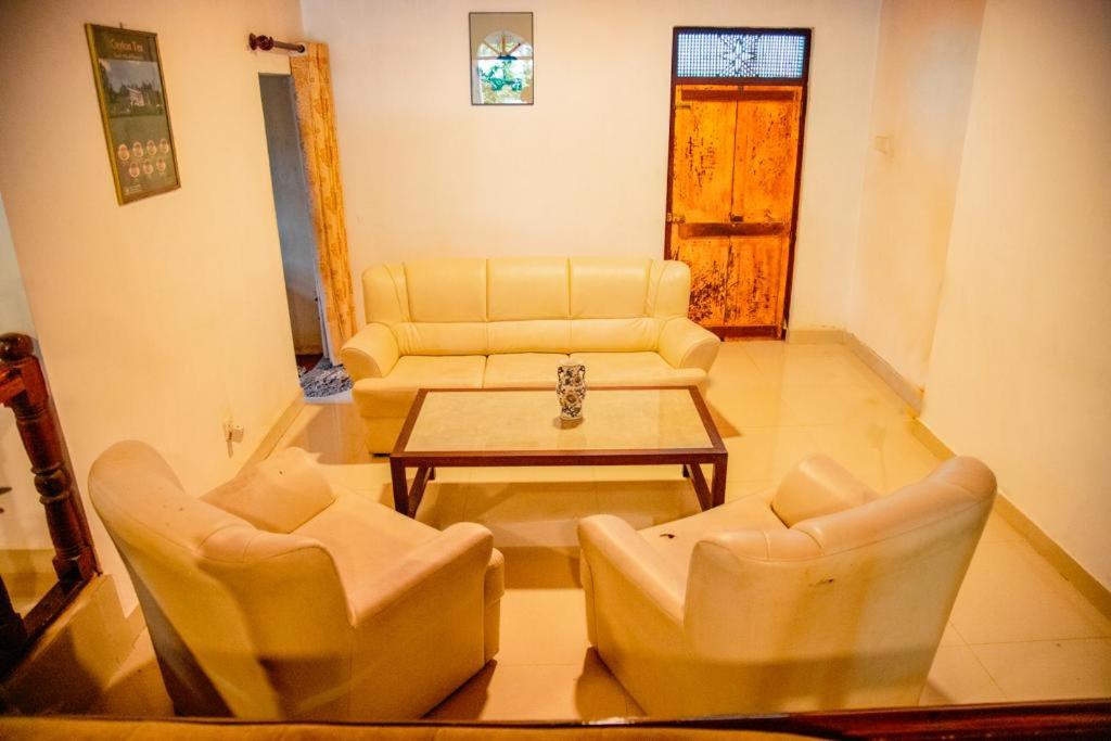 Healand Holiday Bungalow and Restaurant