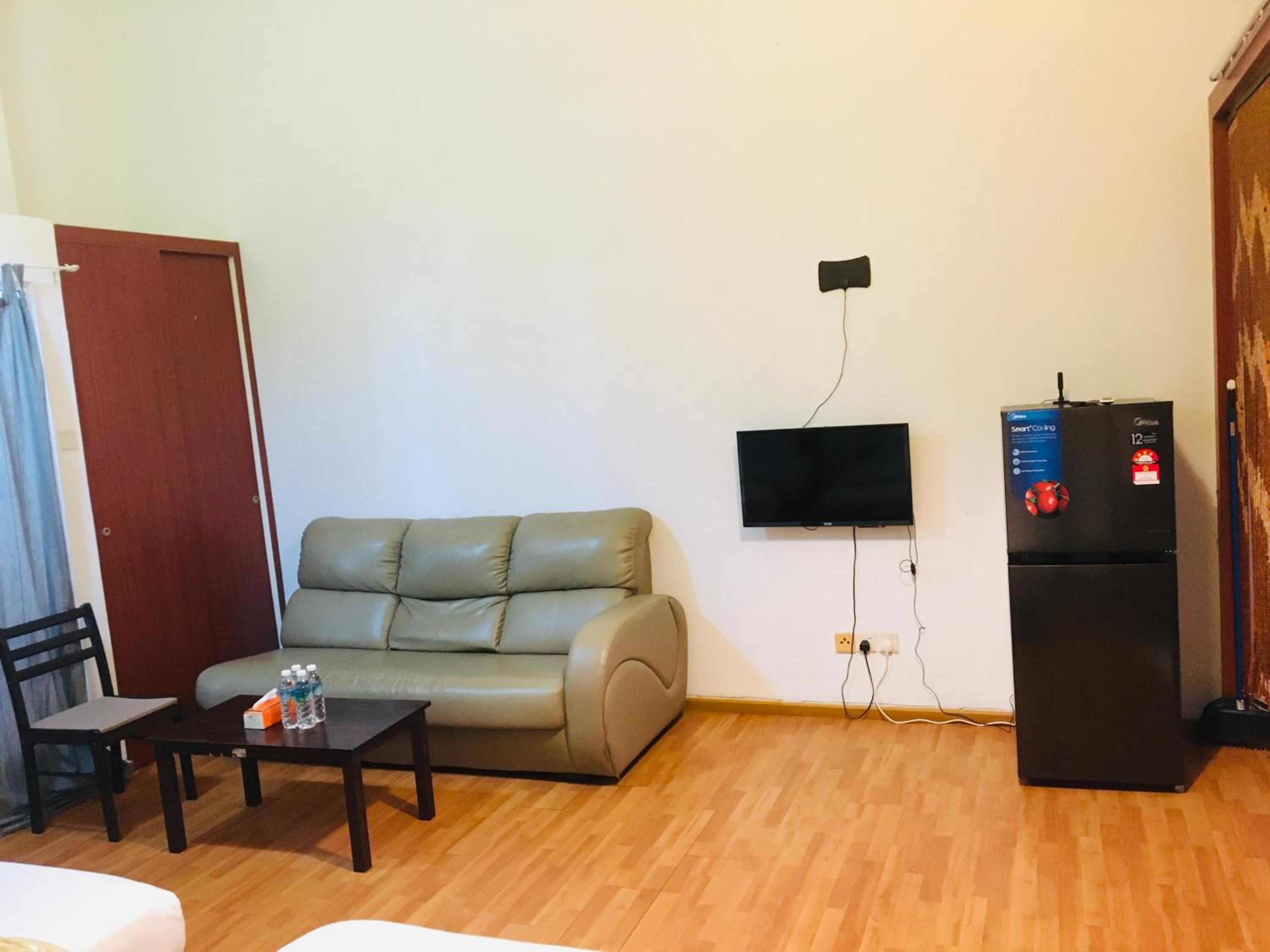 Maytower Service Suite - Masjid India