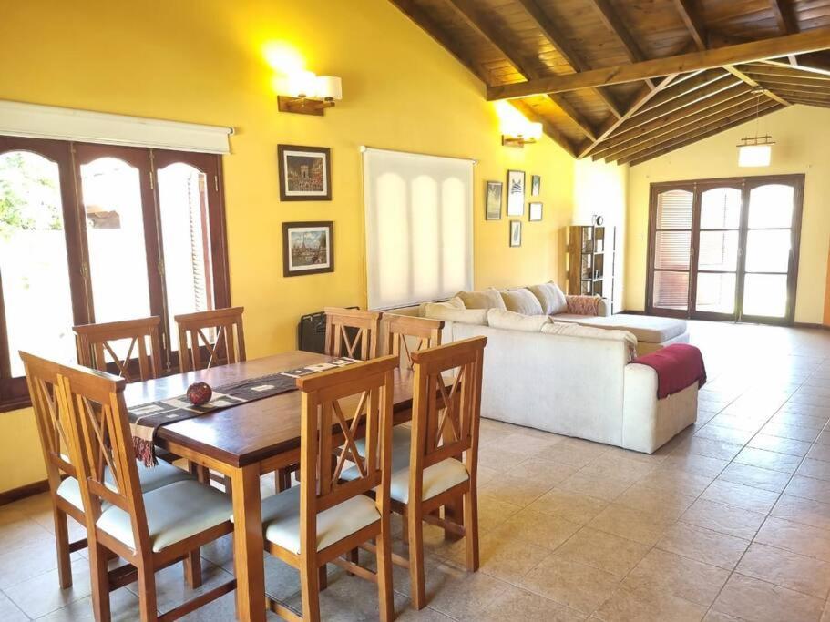 Casa con pileta La Serena
