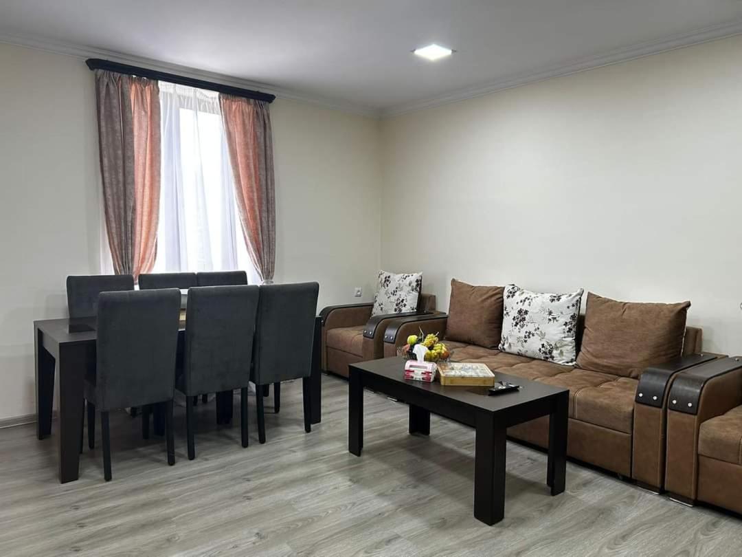 DiliOne Guest House
