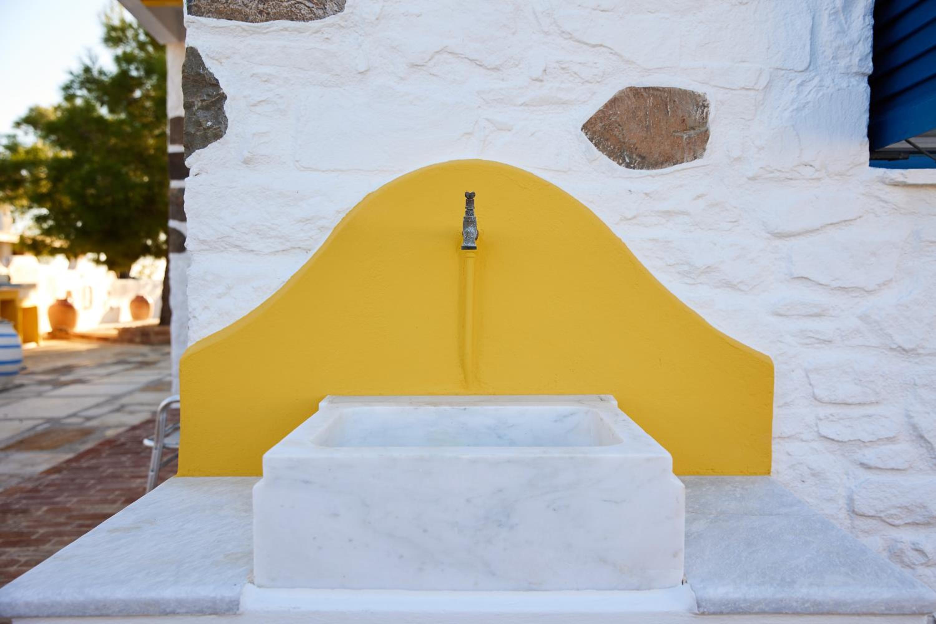 Aspros Pyrgos