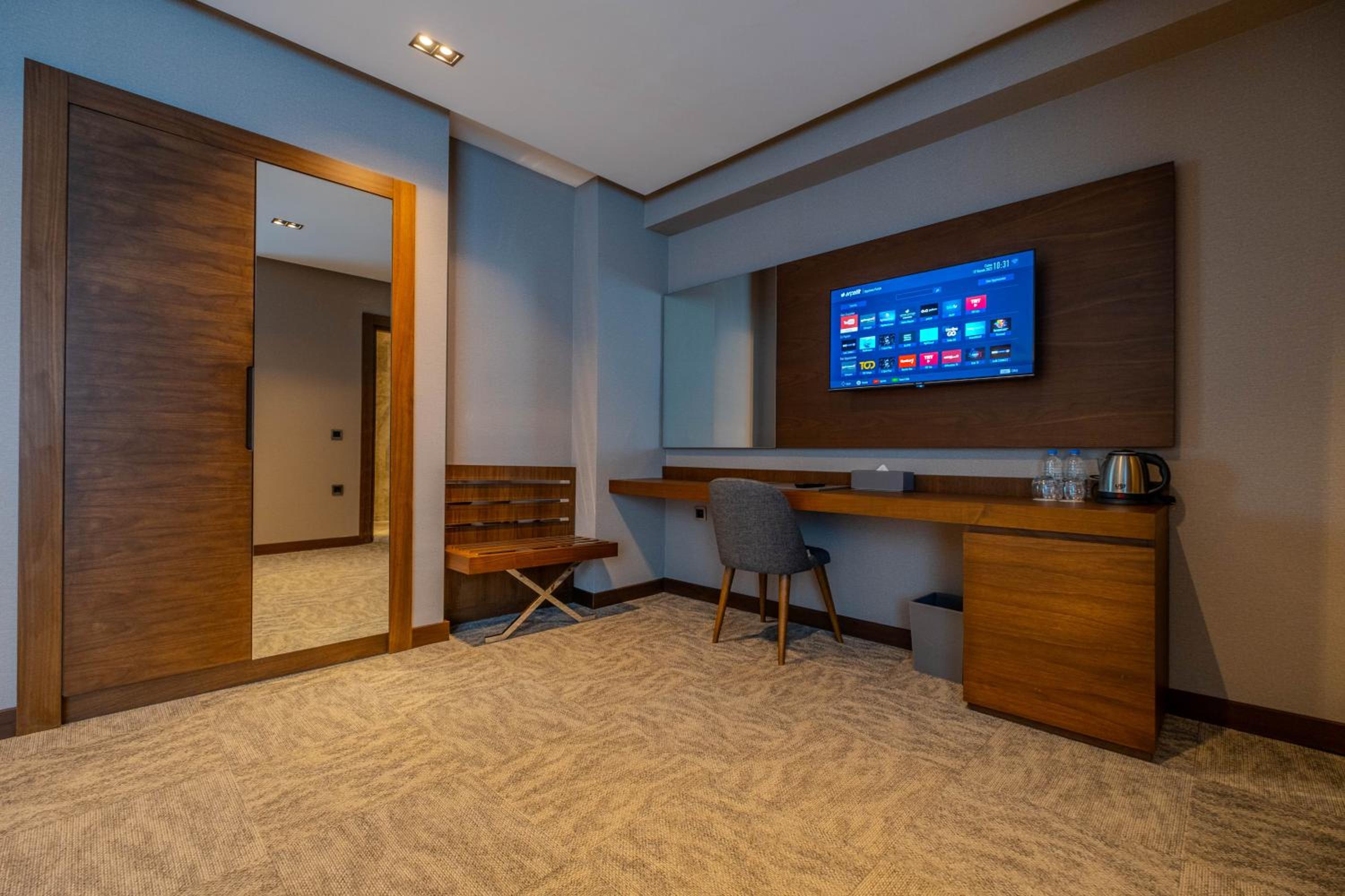 B'İSTANBUL OTEL - Image 35