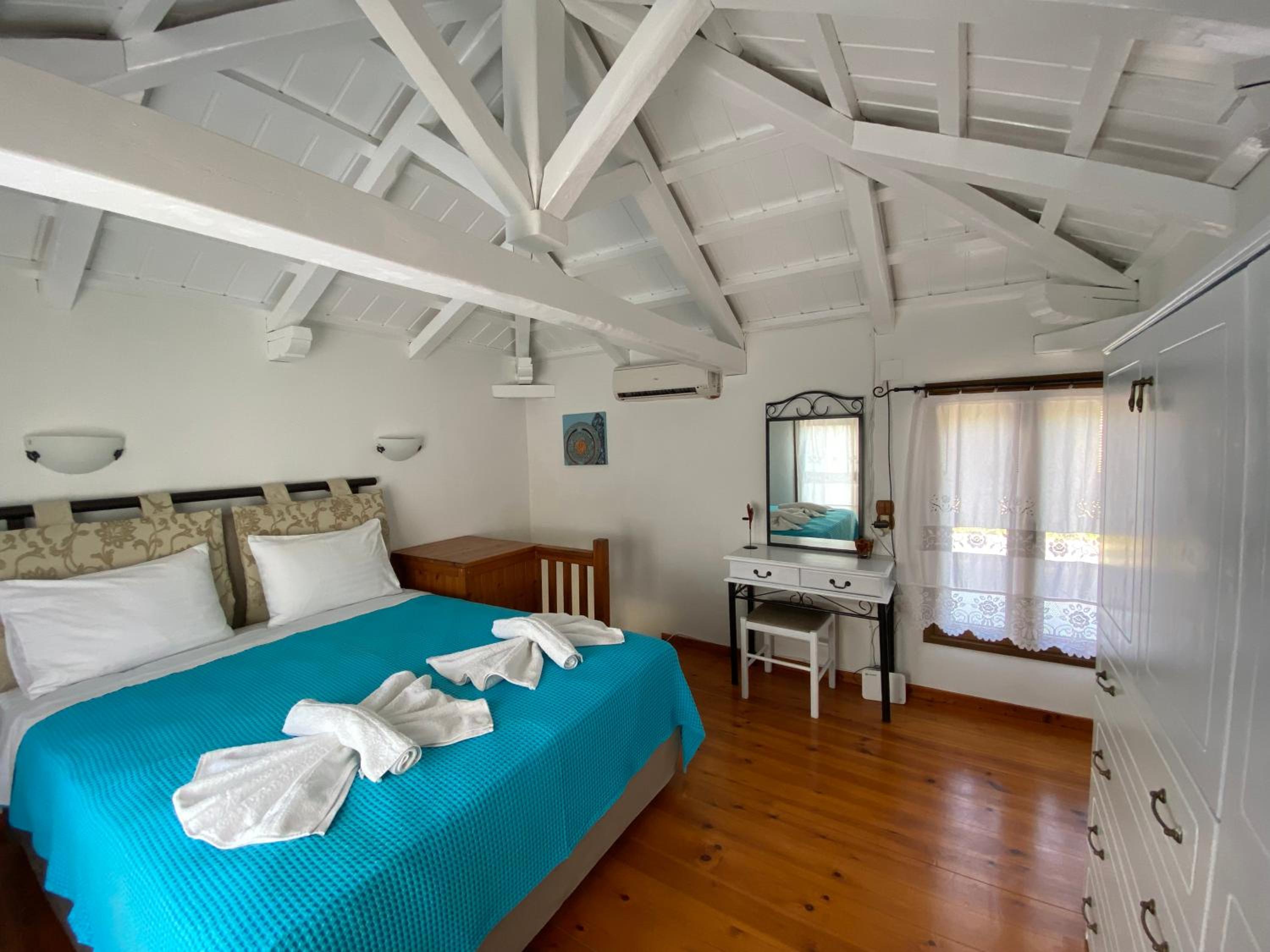 Agnanti Villas 2 view 5