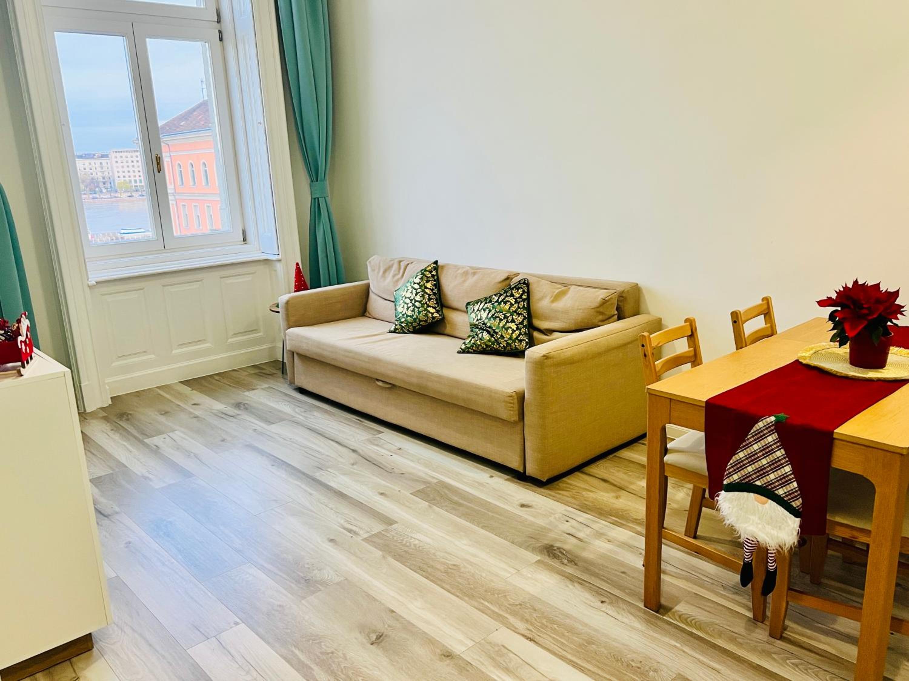 Danube Panorama Apartments