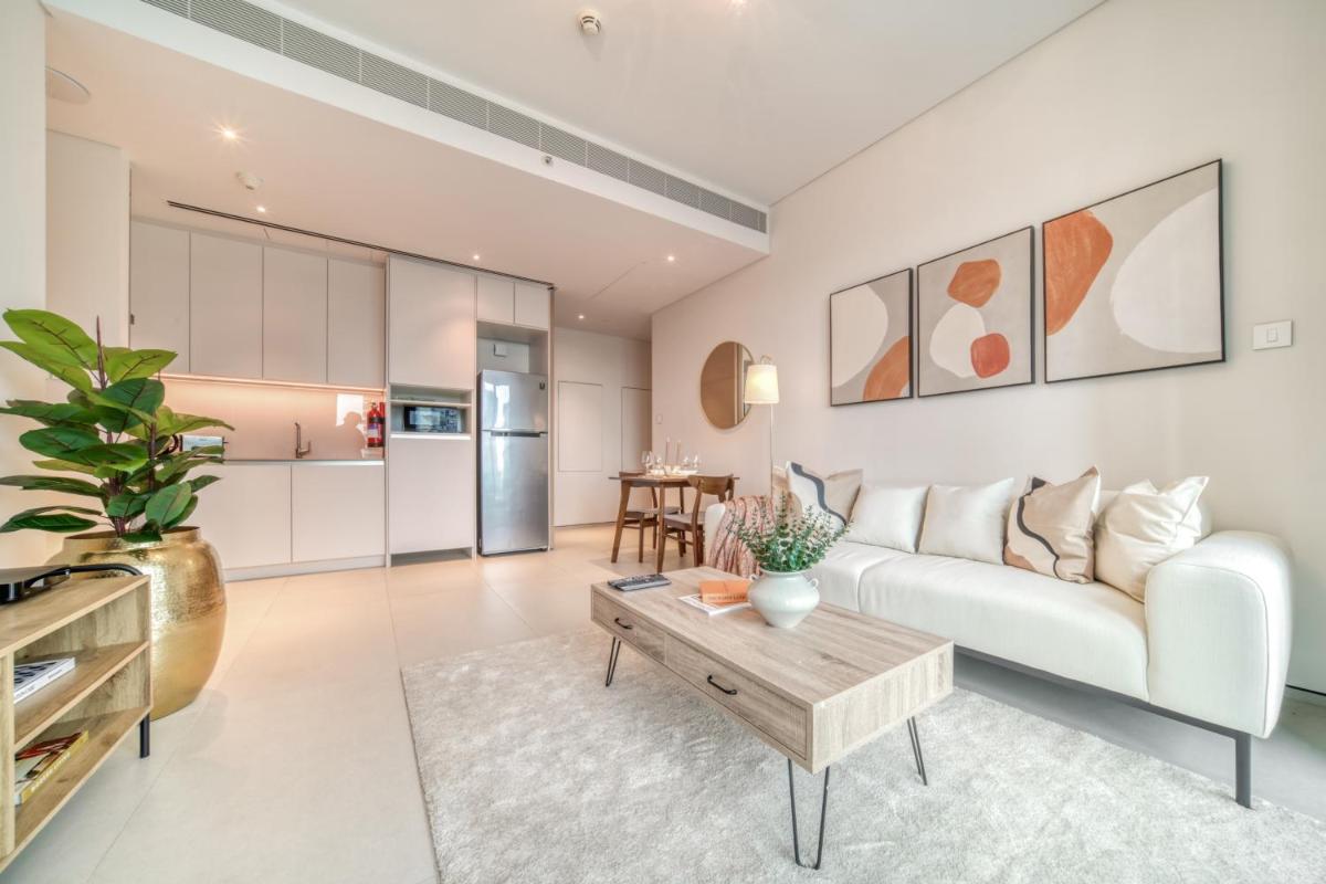 Address JBR Marina Views, Address Beach Resort Residence, Dubai Marina - Mint Stay