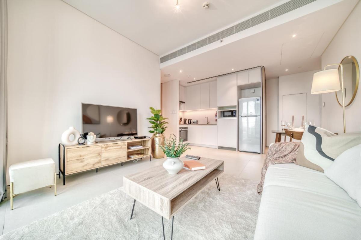 Address JBR Marina Views, Address Beach Resort Residence, Dubai Marina - Mint Stay