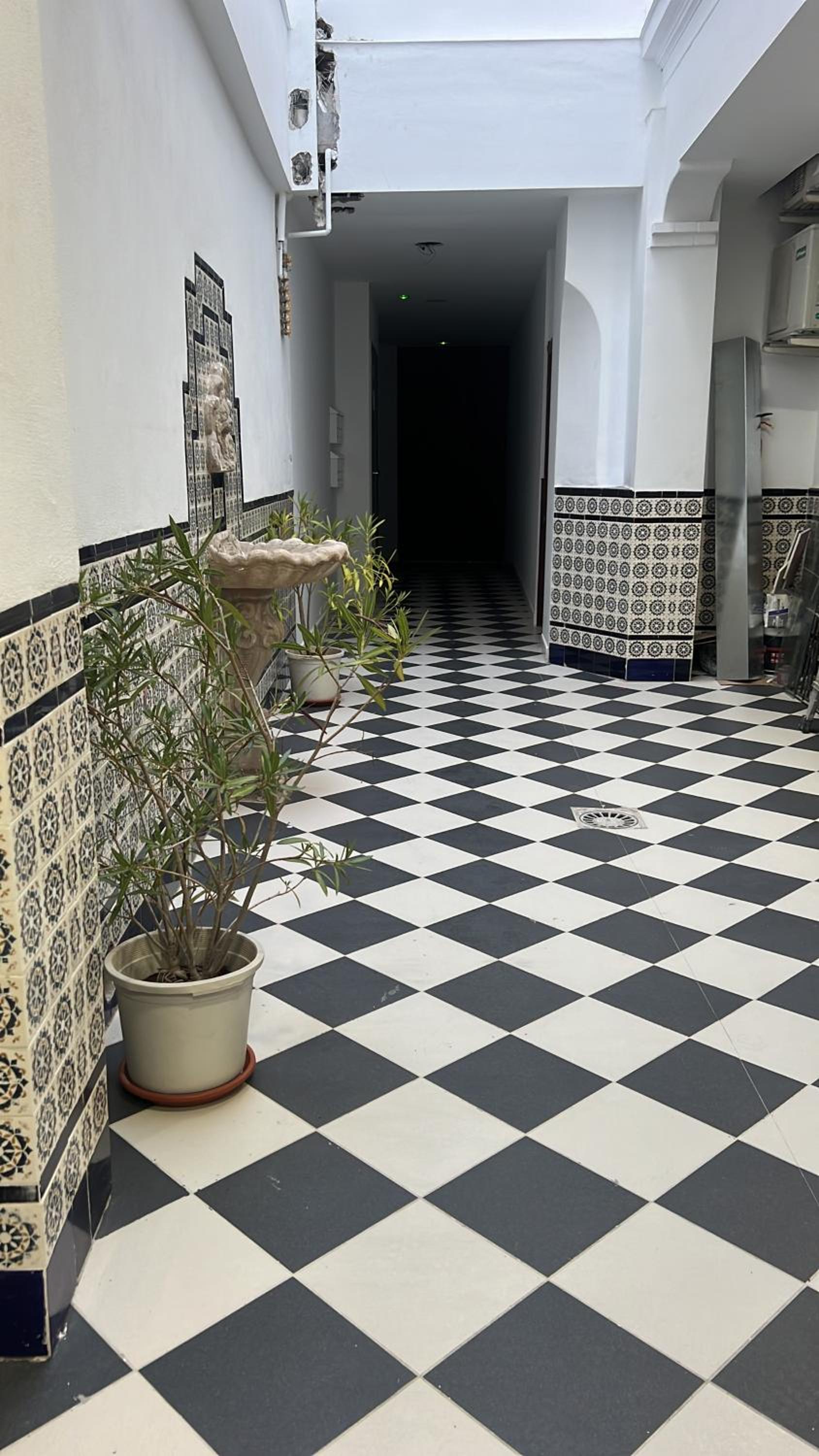 Cozy Apartment Malaga Center near Teatro Cervantes